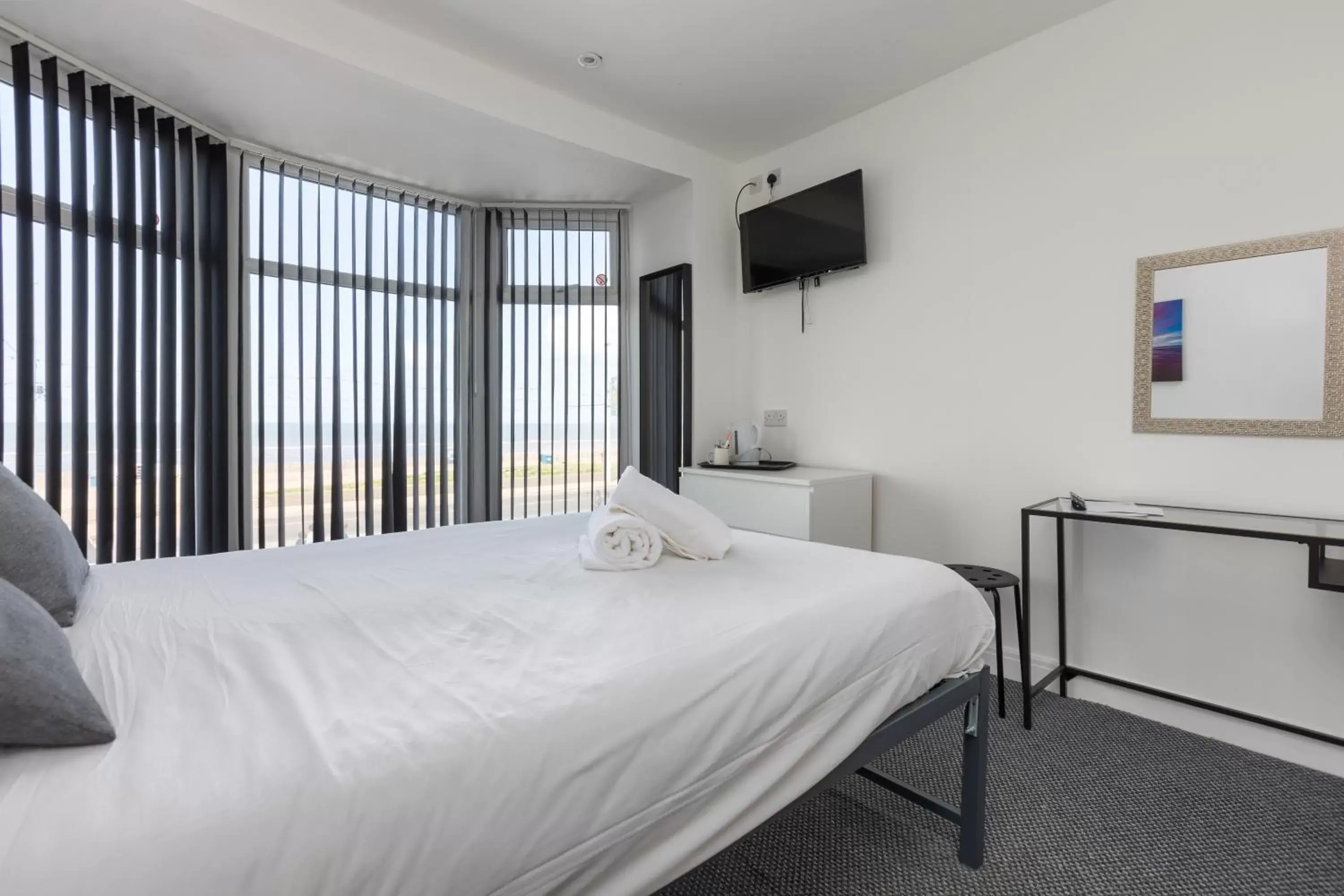 Bedroom, Bed in Blackpool Resort Hotel