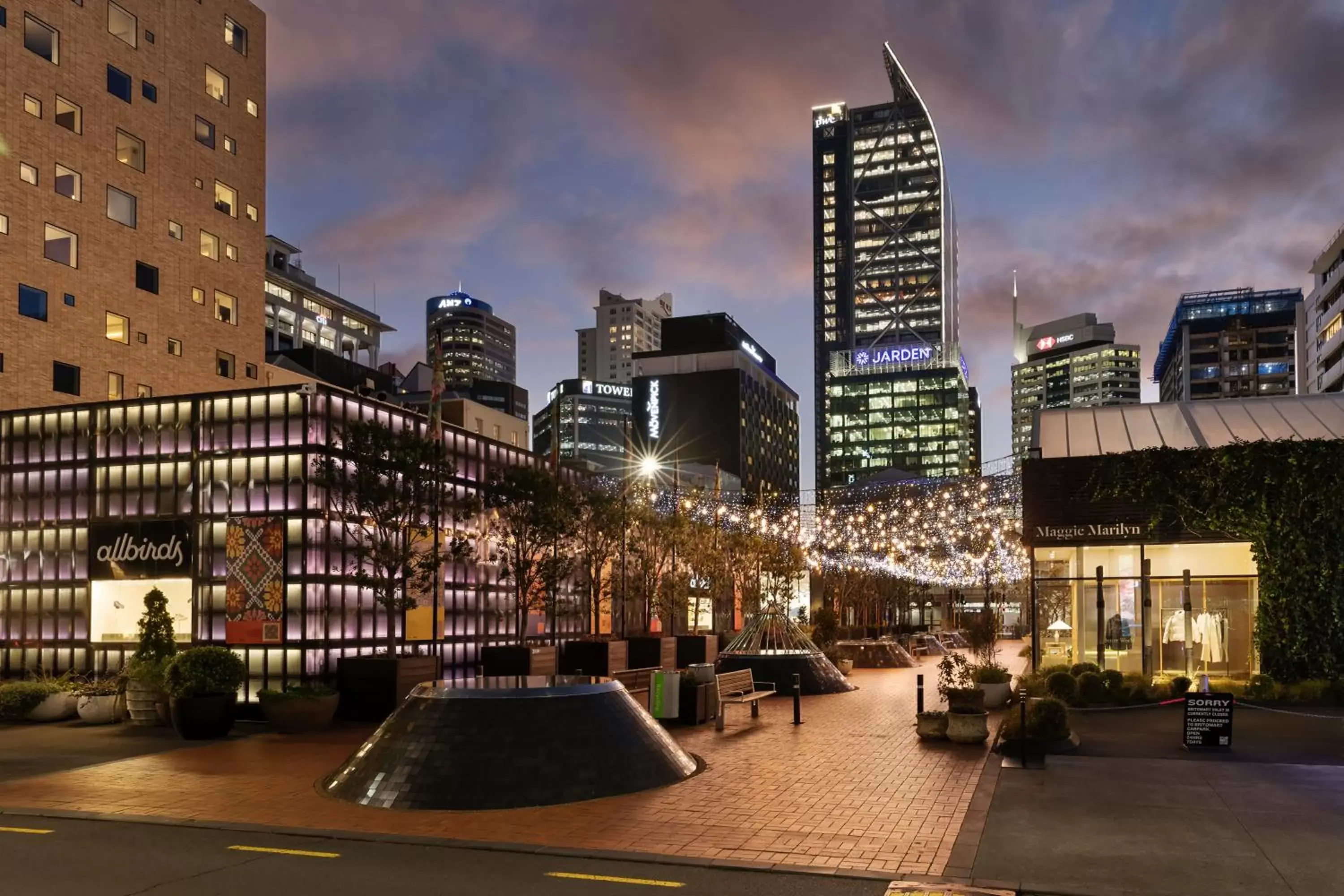 Property building in Mövenpick Hotel Auckland