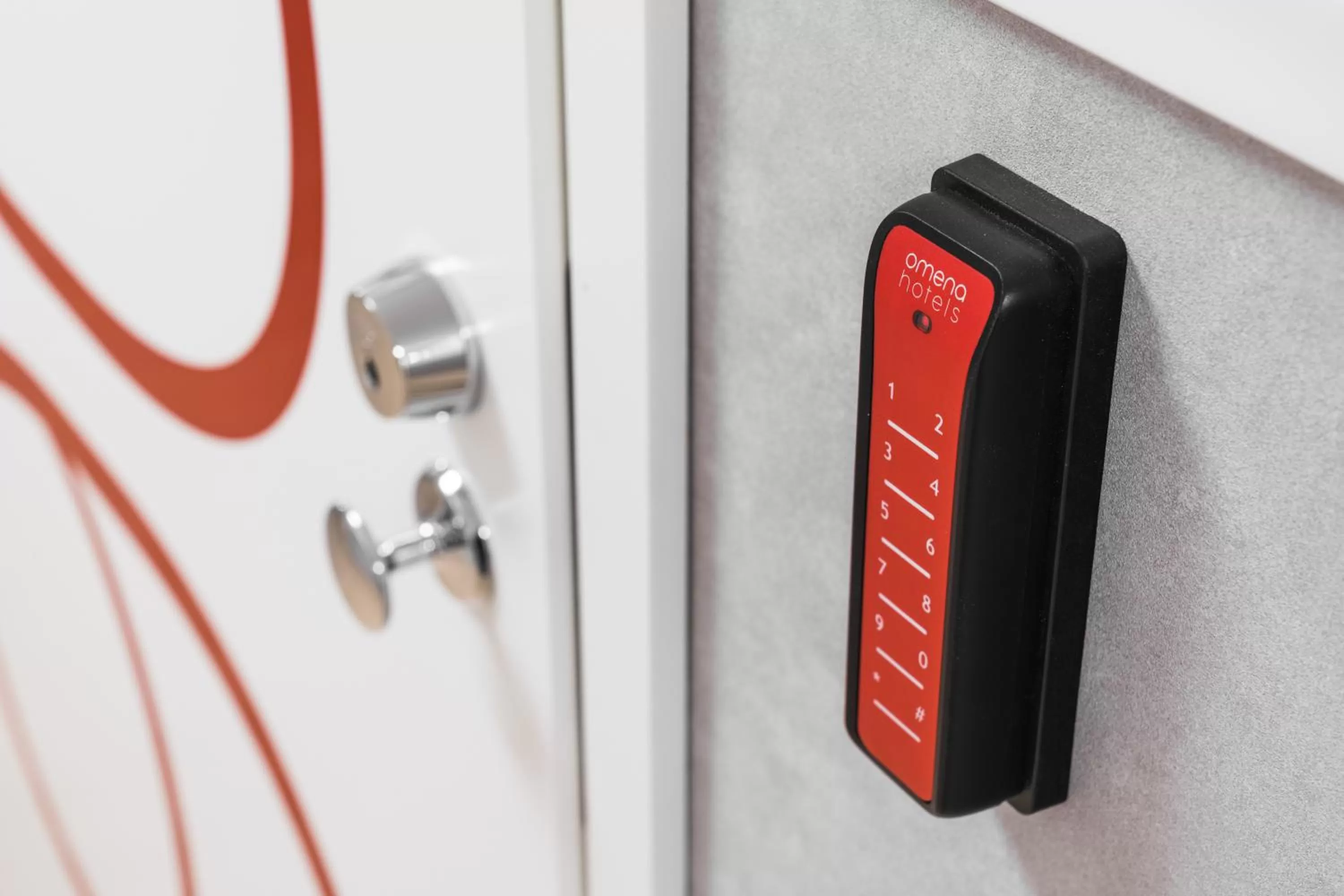 Logo/Certificate/Sign in Omena Hotel Turku Kauppiaskatu