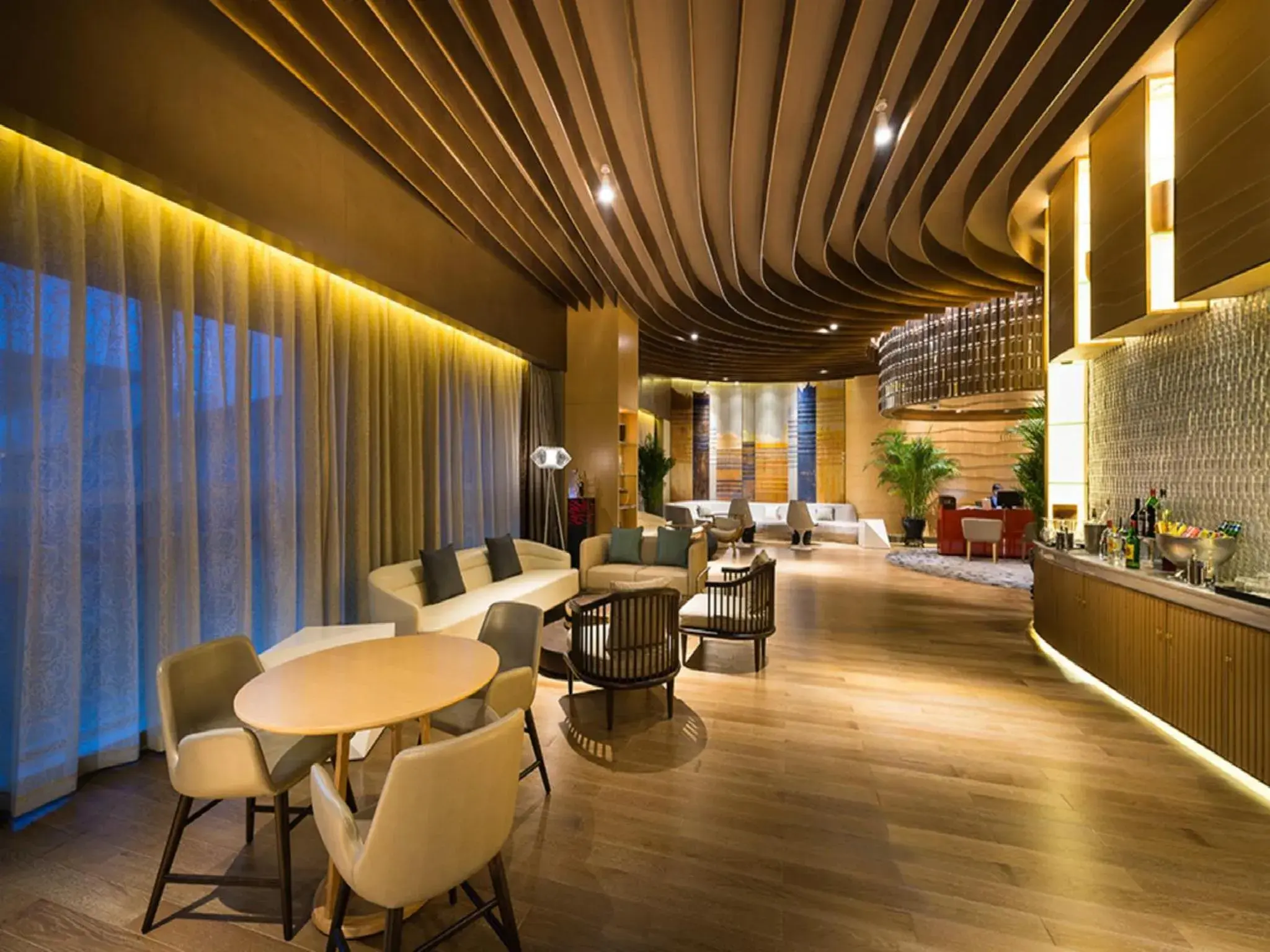 Restaurant/places to eat, Lounge/Bar in Novotel Suzhou Sip