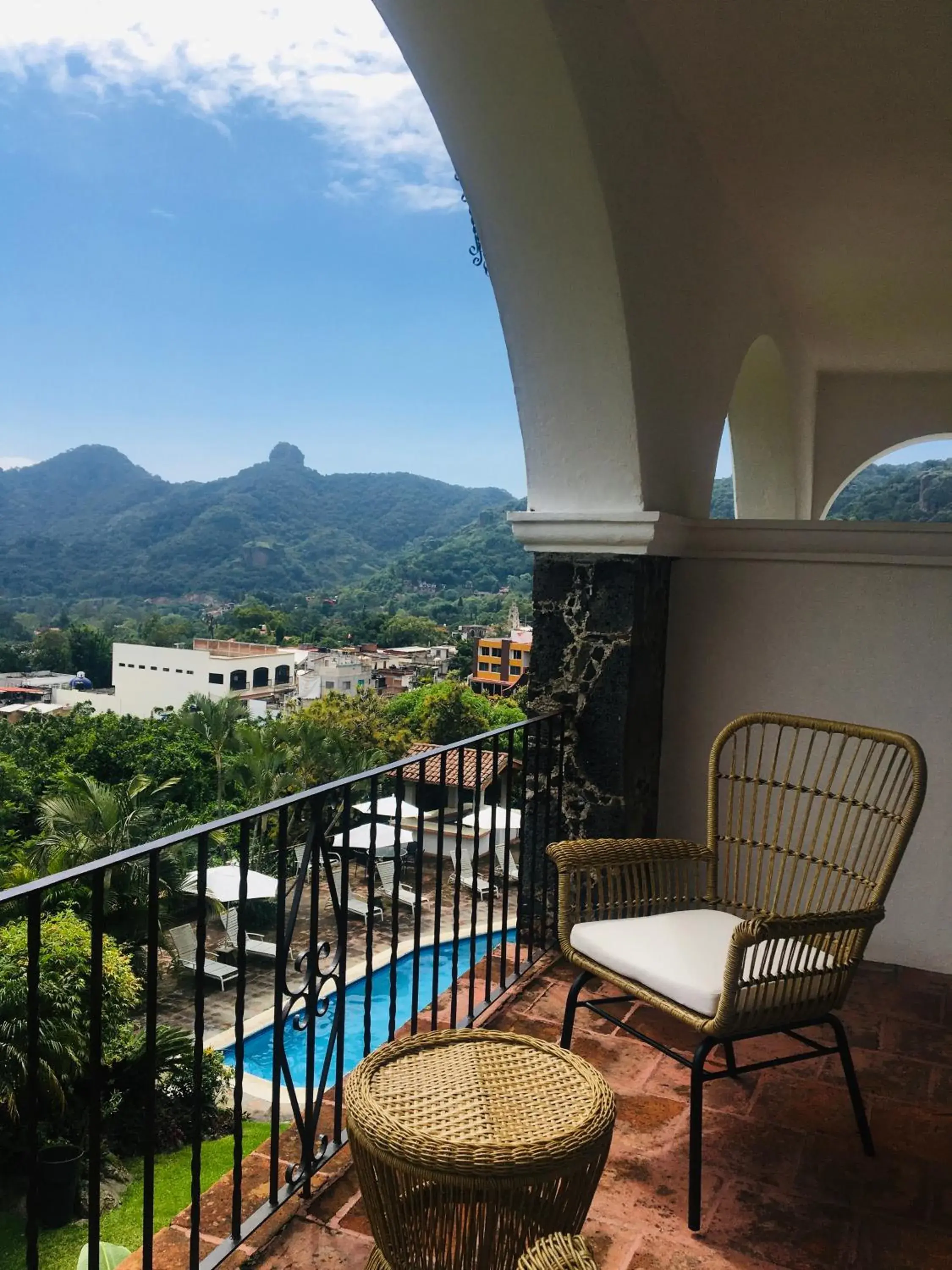 View (from property/room), Balcony/Terrace in Posada del Tepozteco