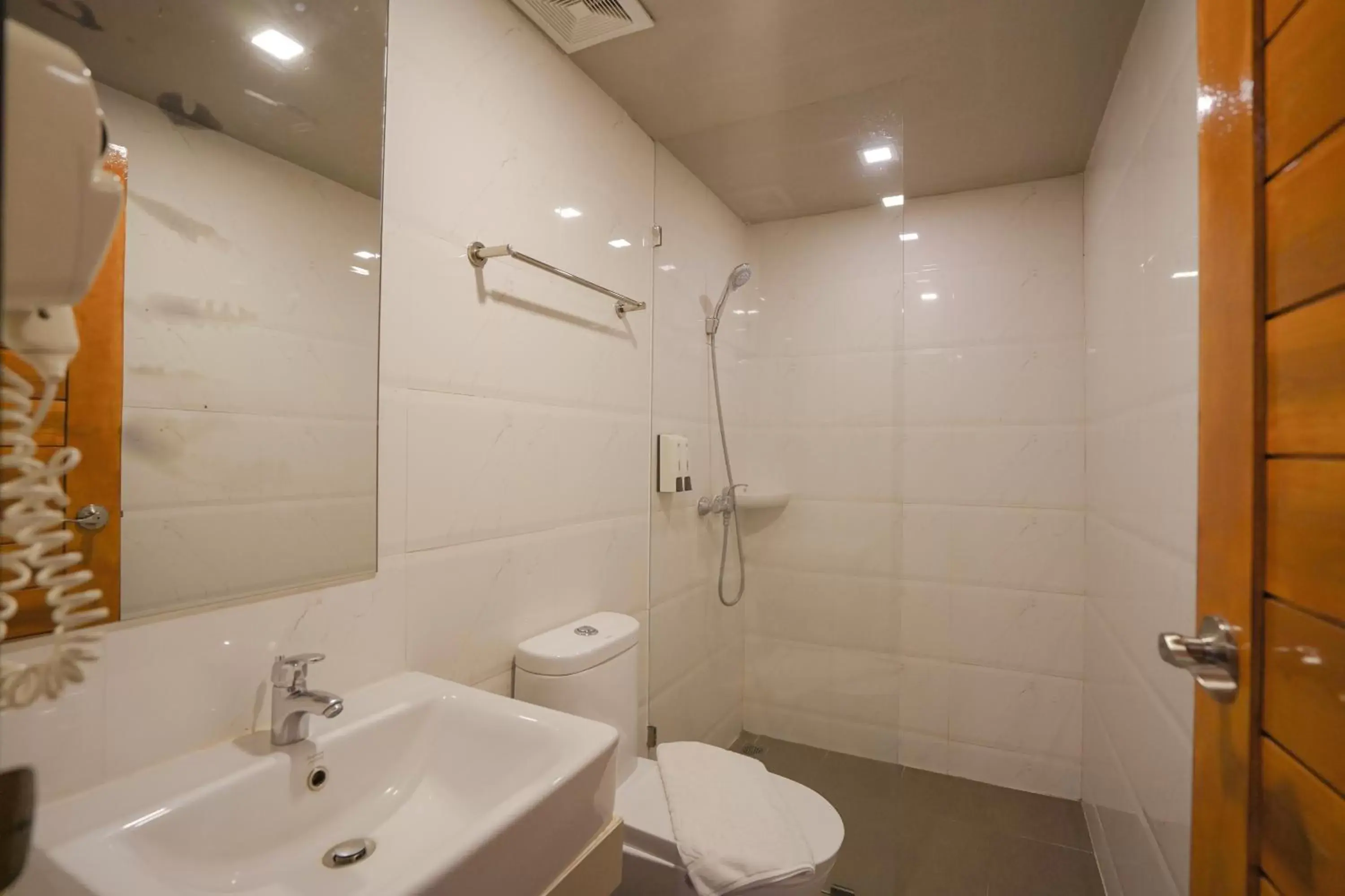 Bathroom in Beston Pattaya - SHA Plus Certified