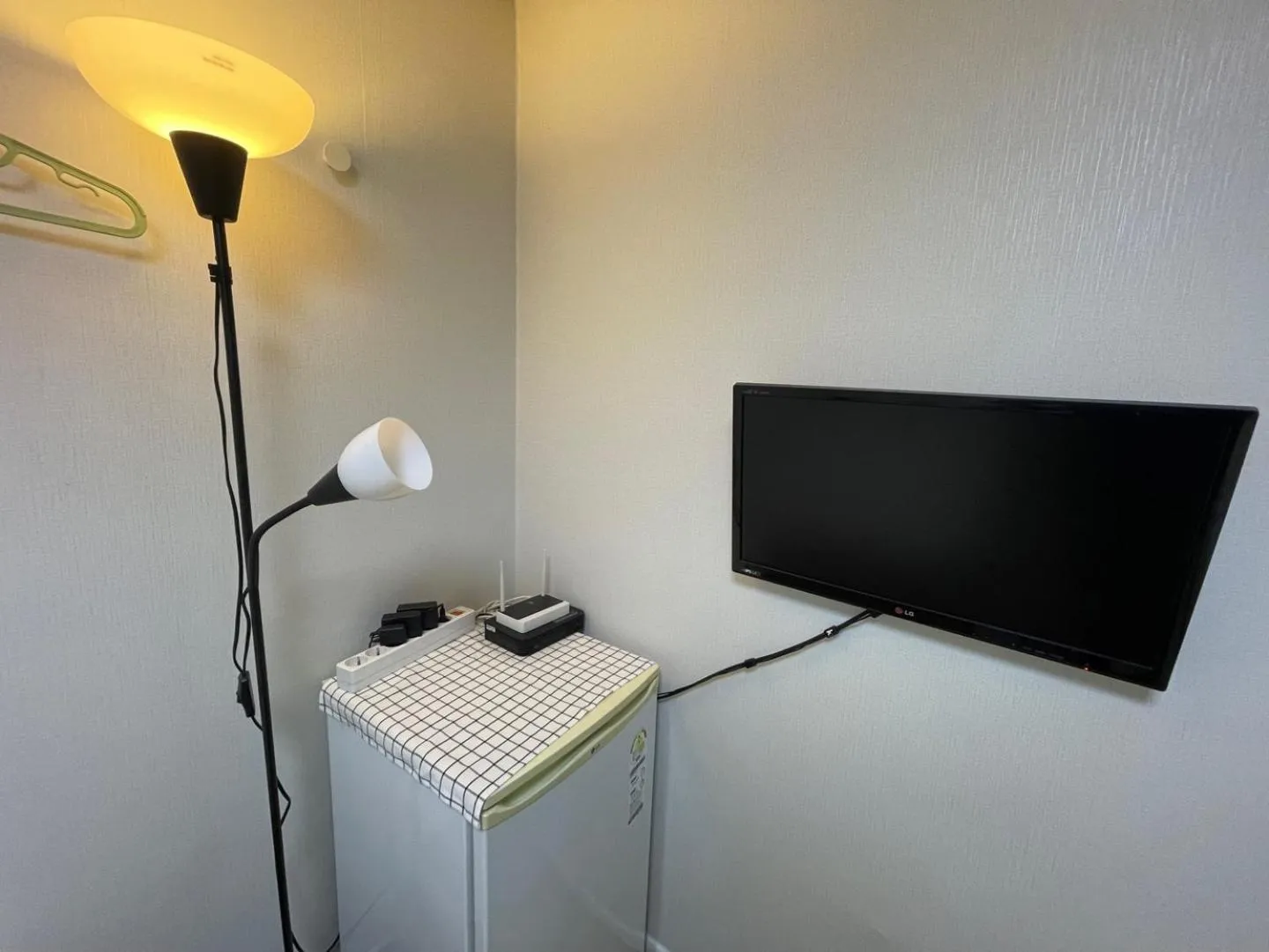 TV and multimedia in Twin Rabbit Guesthouse