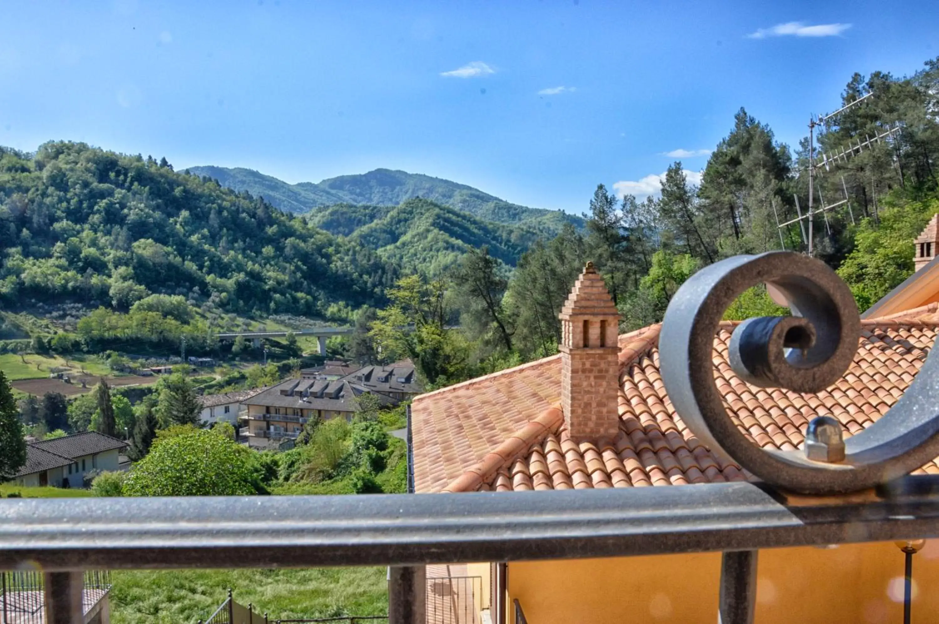 Natural landscape, Balcony/Terrace in B&B Girasoli