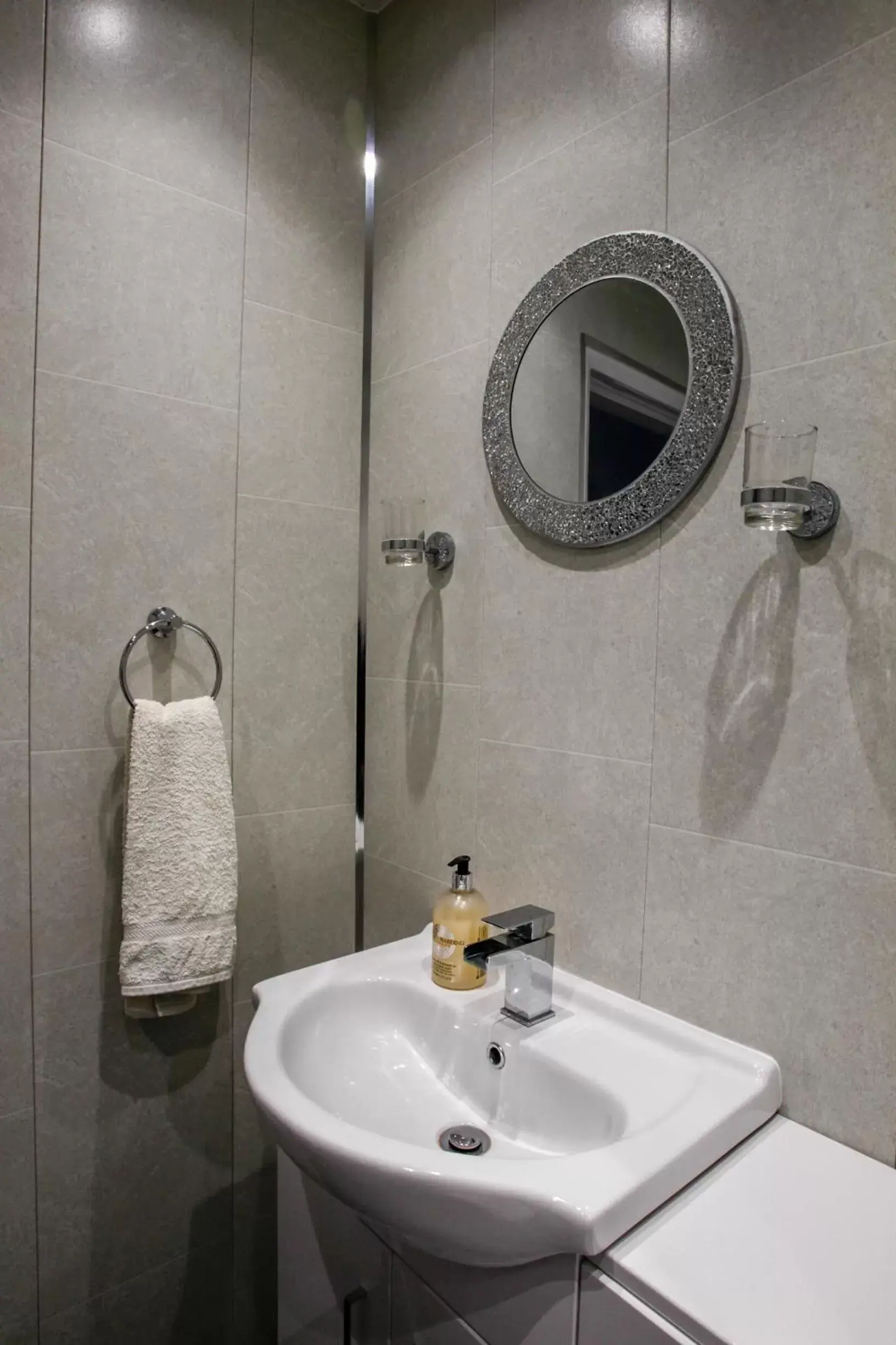 Bathroom in Ugthorpe Lodge Hotel