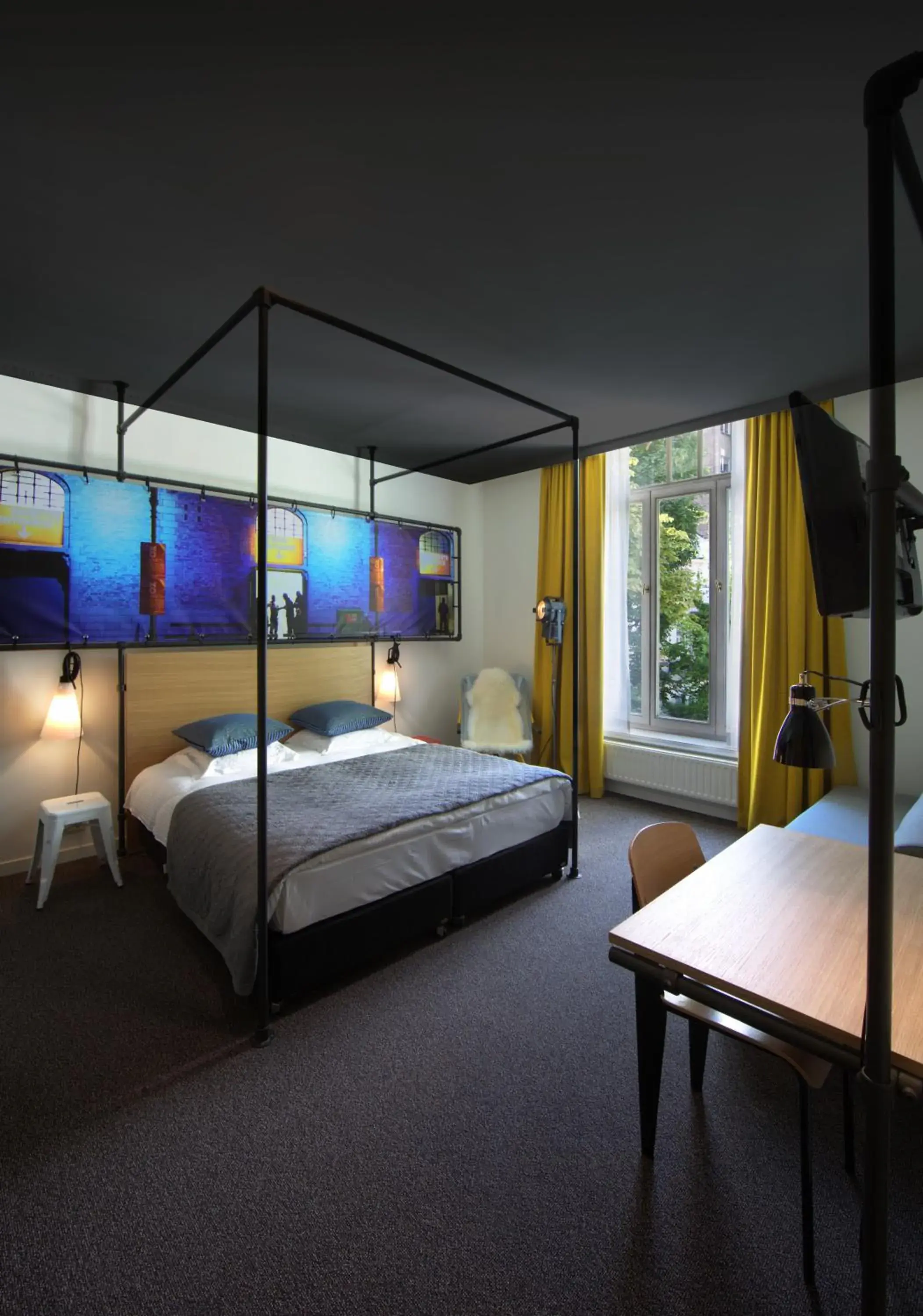 Bedroom in Zoom Hotel