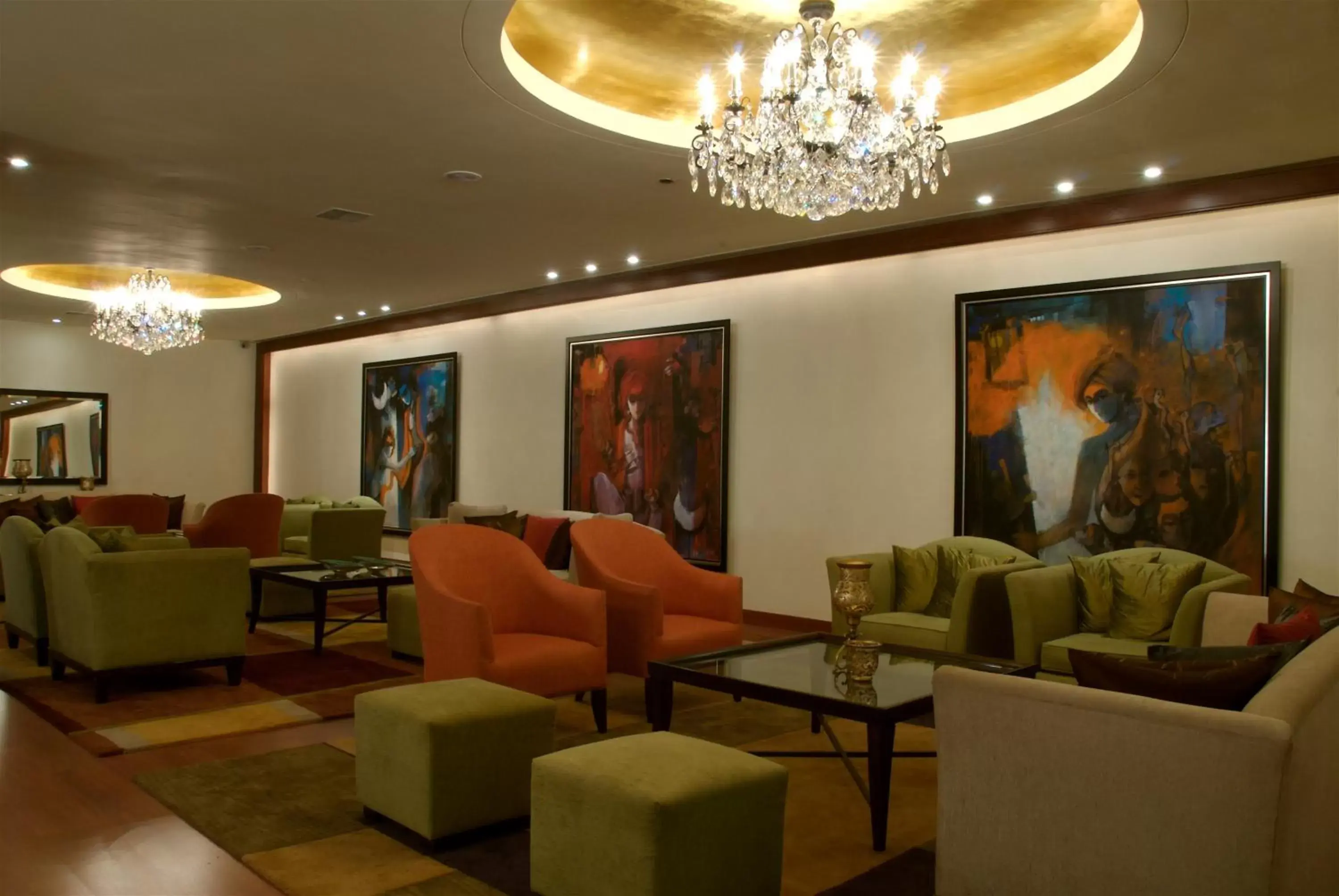 Lounge or bar, Lobby/Reception in Taj Deccan