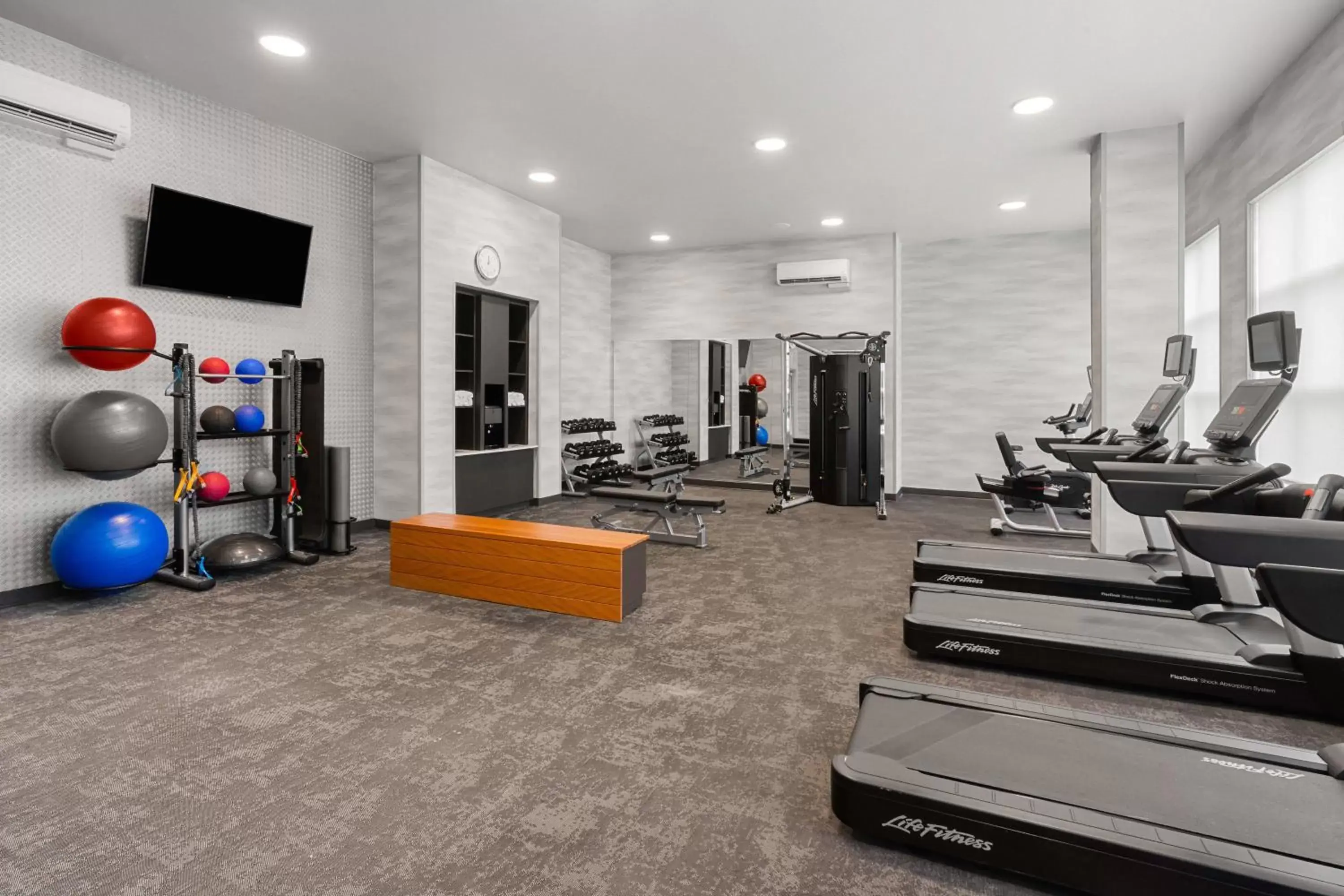 Fitness centre/facilities, Fitness Center/Facilities in Fairfield Inn & Suites by Marriott Seattle Downtown/Seattle Center