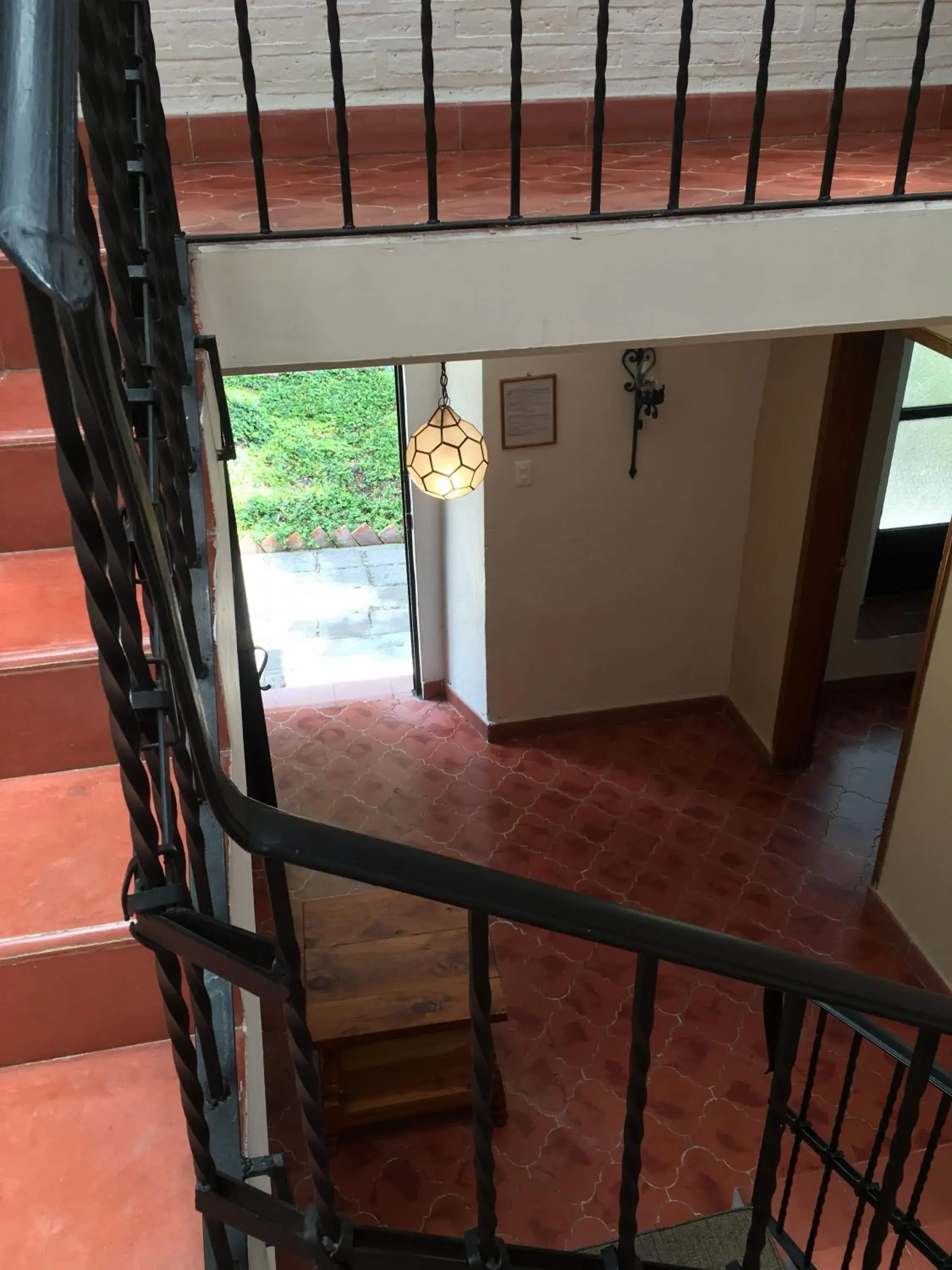 Bedroom, Balcony/Terrace in Rancho Hotel Atascadero