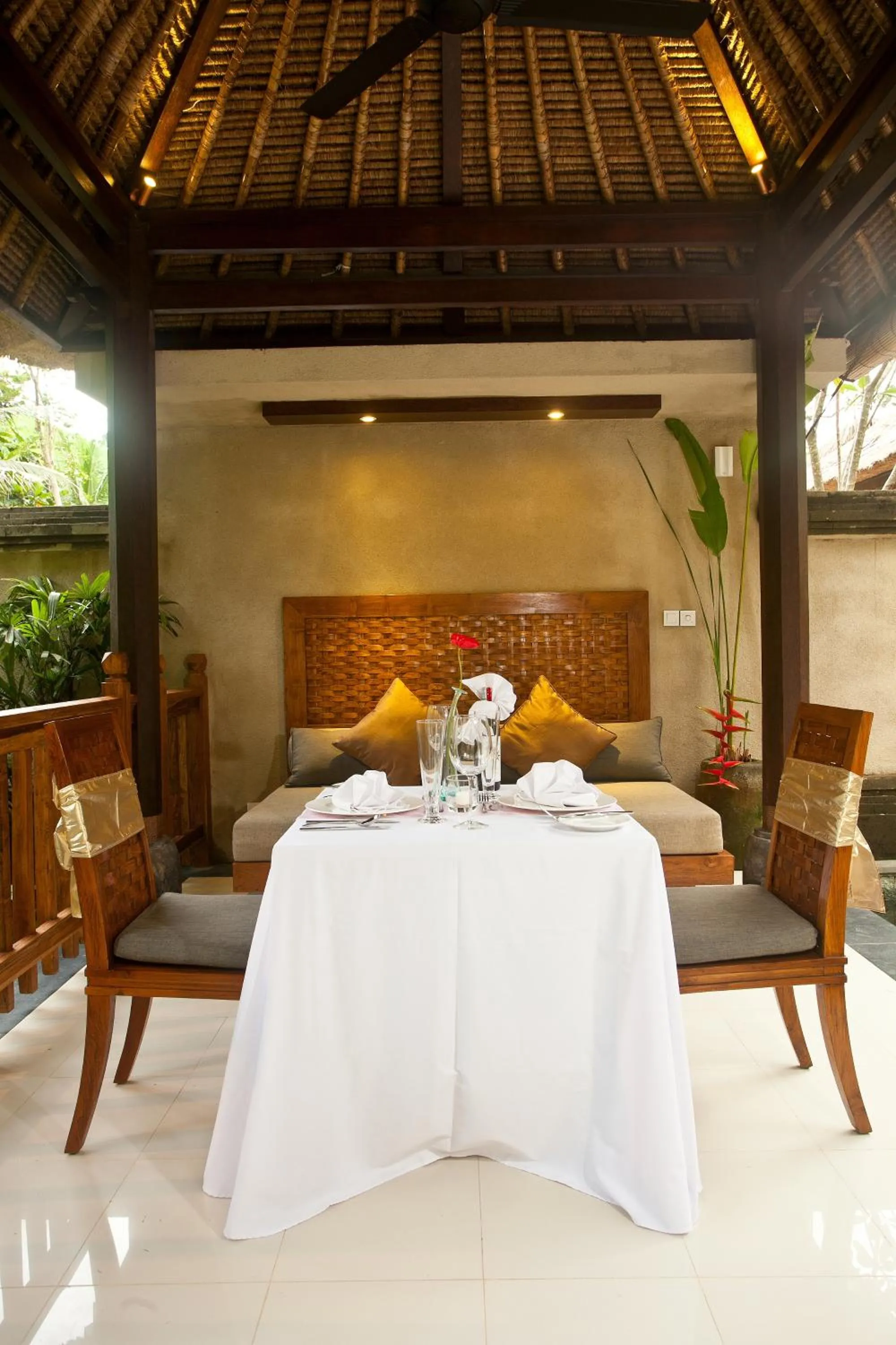 Restaurant/places to eat in The Lokha Ubud Resort, Villas & SPA