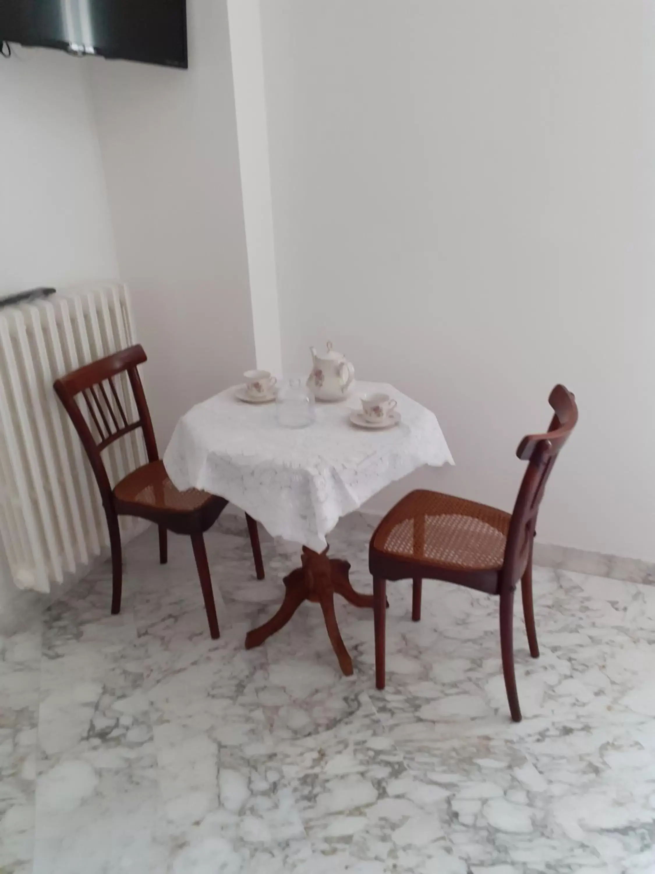 Dining Area in Il Giardino della Scuncerta