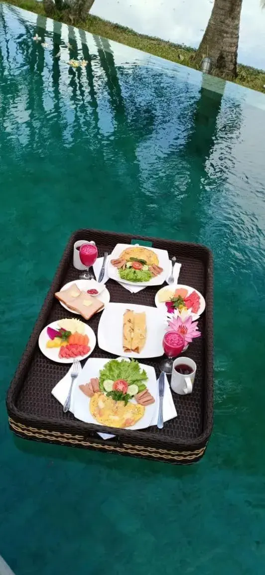 Food and drinks in Bali Harmony Villa