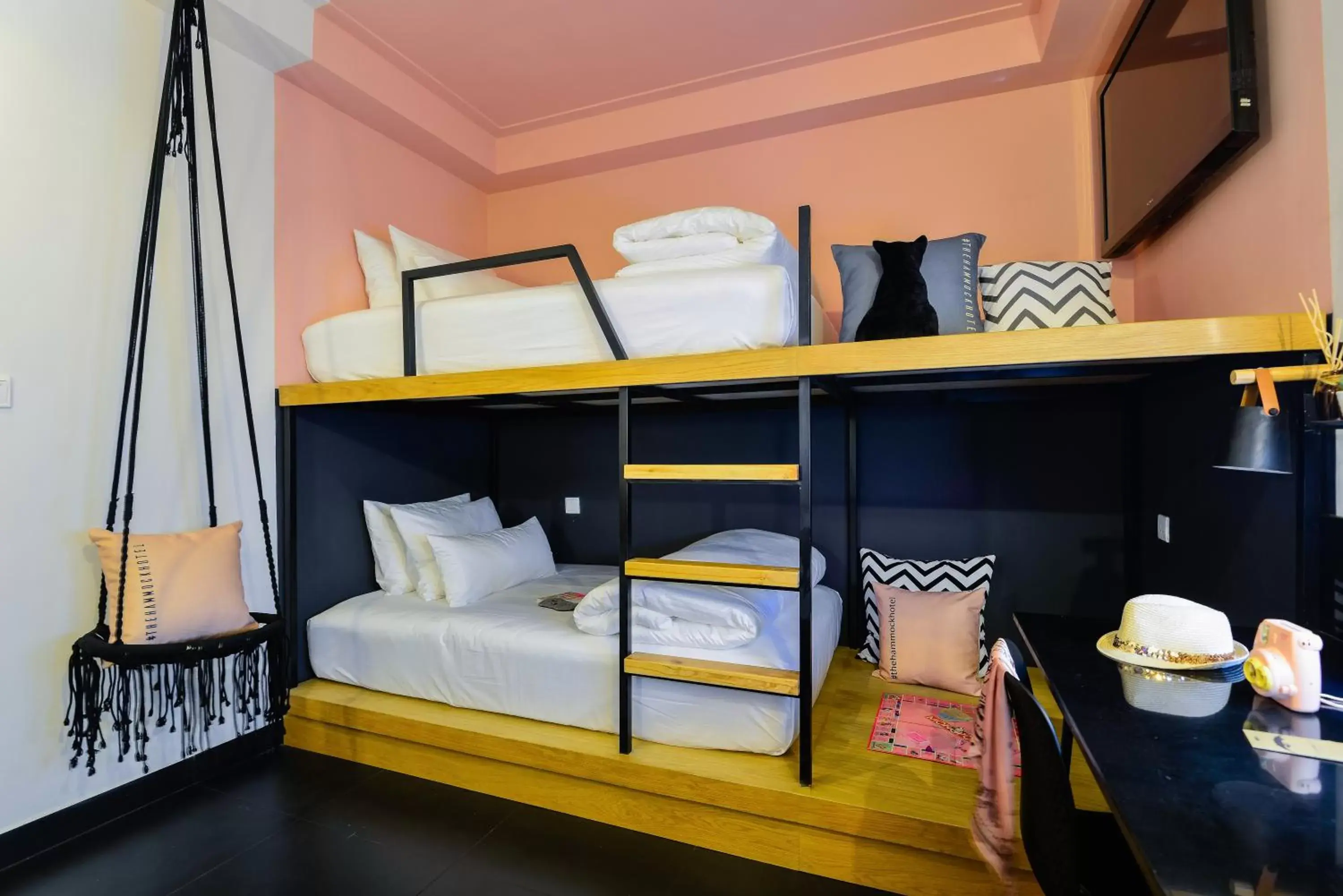 Photo of the whole room, Bunk Bed in The Hammock Hotel Fine Arts Museum