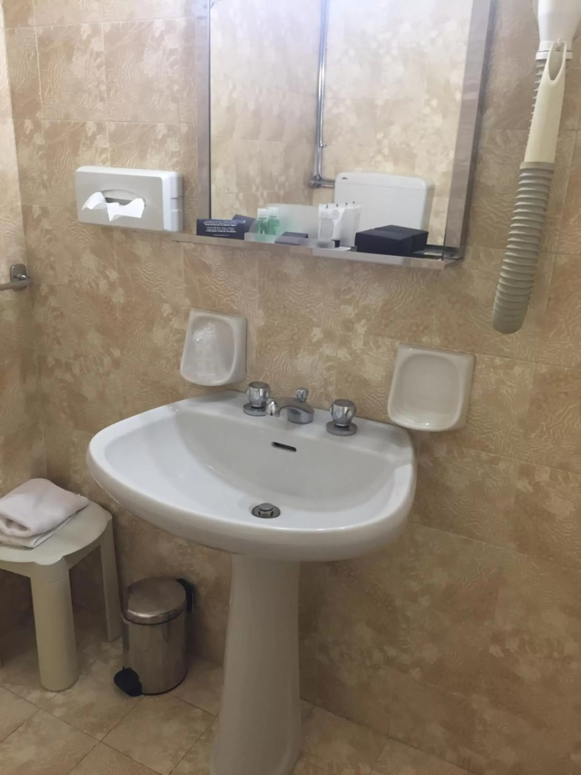 Bathroom in CDH Hotel Modena