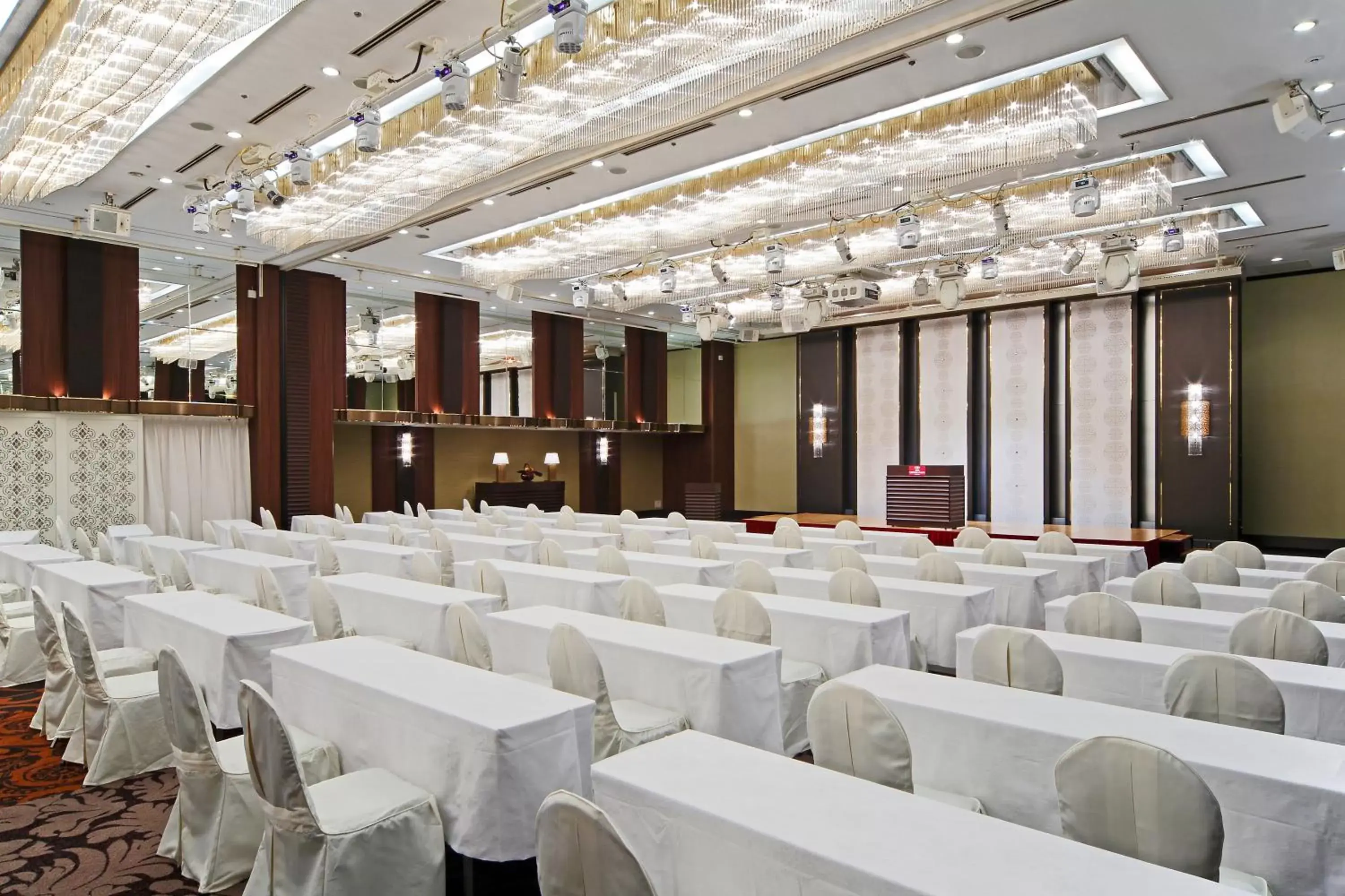 Banquet/Function facilities, Banquet Facilities in ANA Crowne Plaza Fukuoka, an IHG Hotel