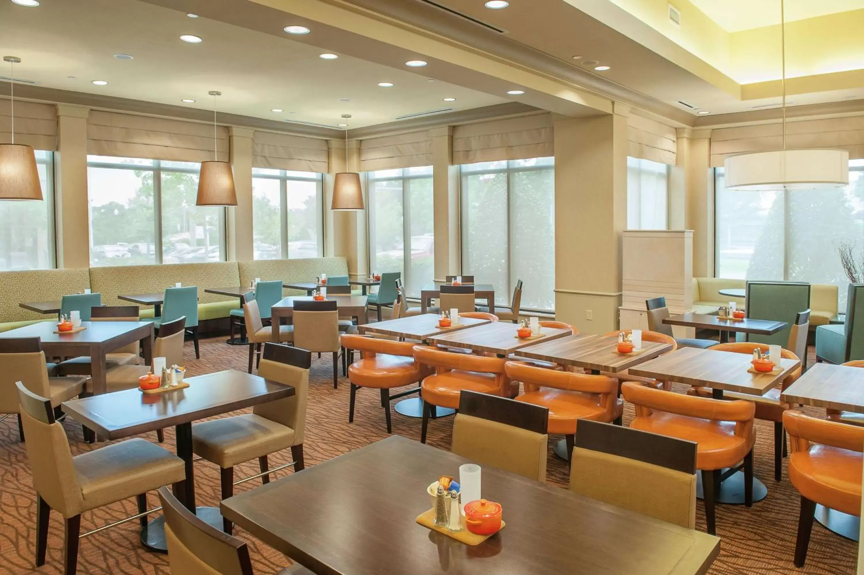 Dining area, Restaurant/Places to Eat in Hilton Garden Inn Pensacola Airport/Medical Center