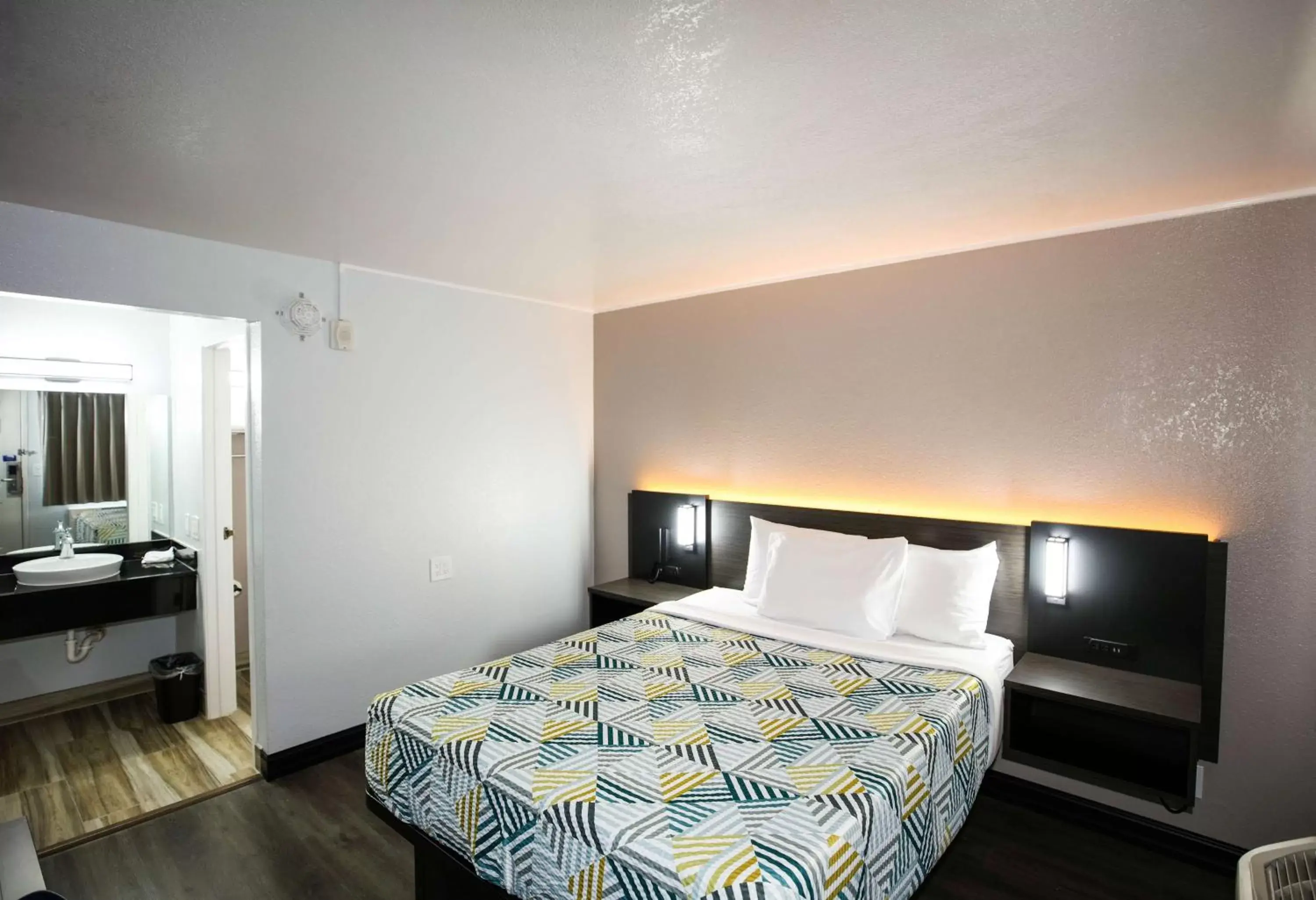 Double Room - Disability Access - Roll In Shower in Motel 6-Sacramento, CA - Central Double Room - Disability Access - Roll In Shower in Motel 6-Sacramento, CA - Central