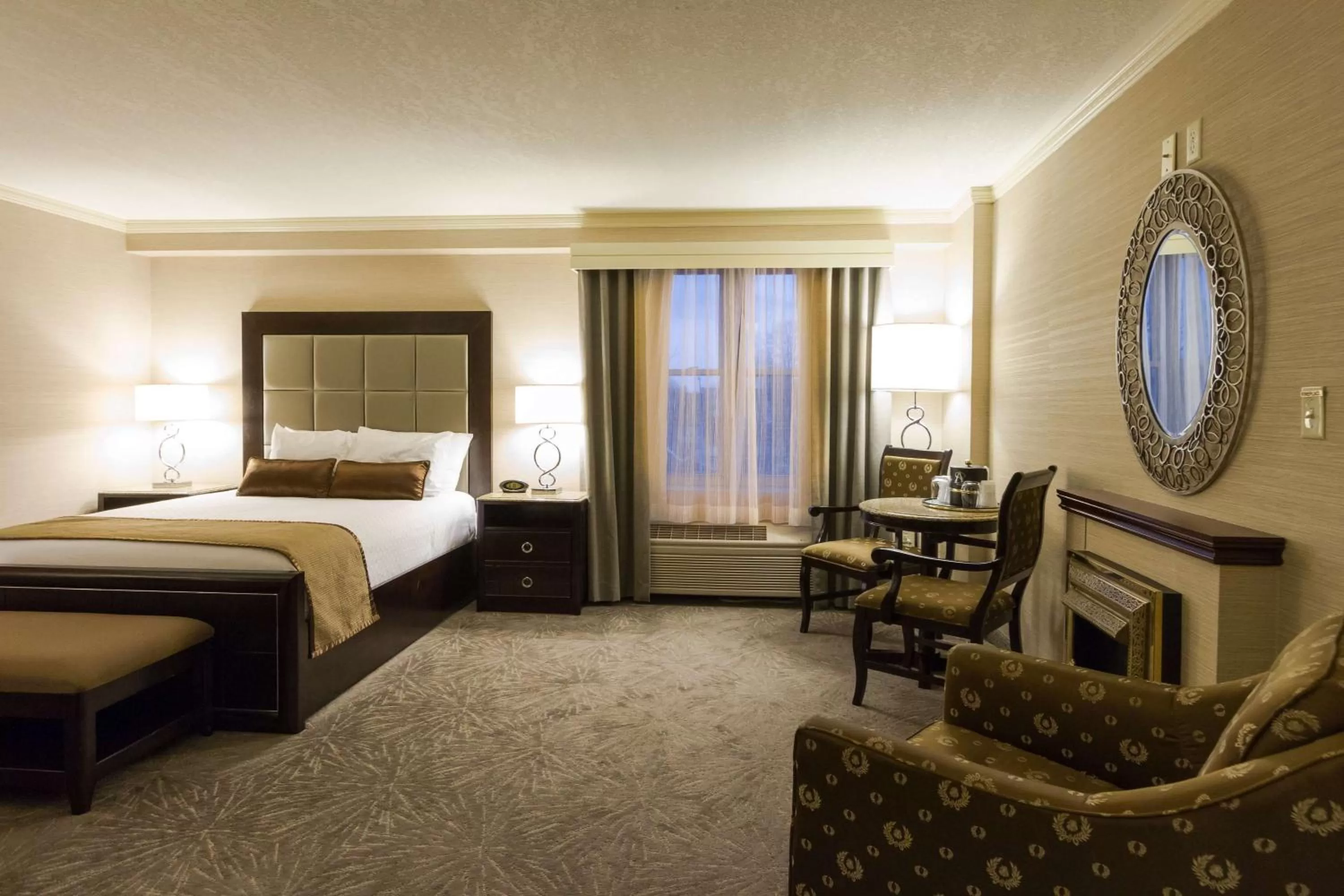 Photo of the whole room, Bed in Best Western PLUS The Arden Park Hotel