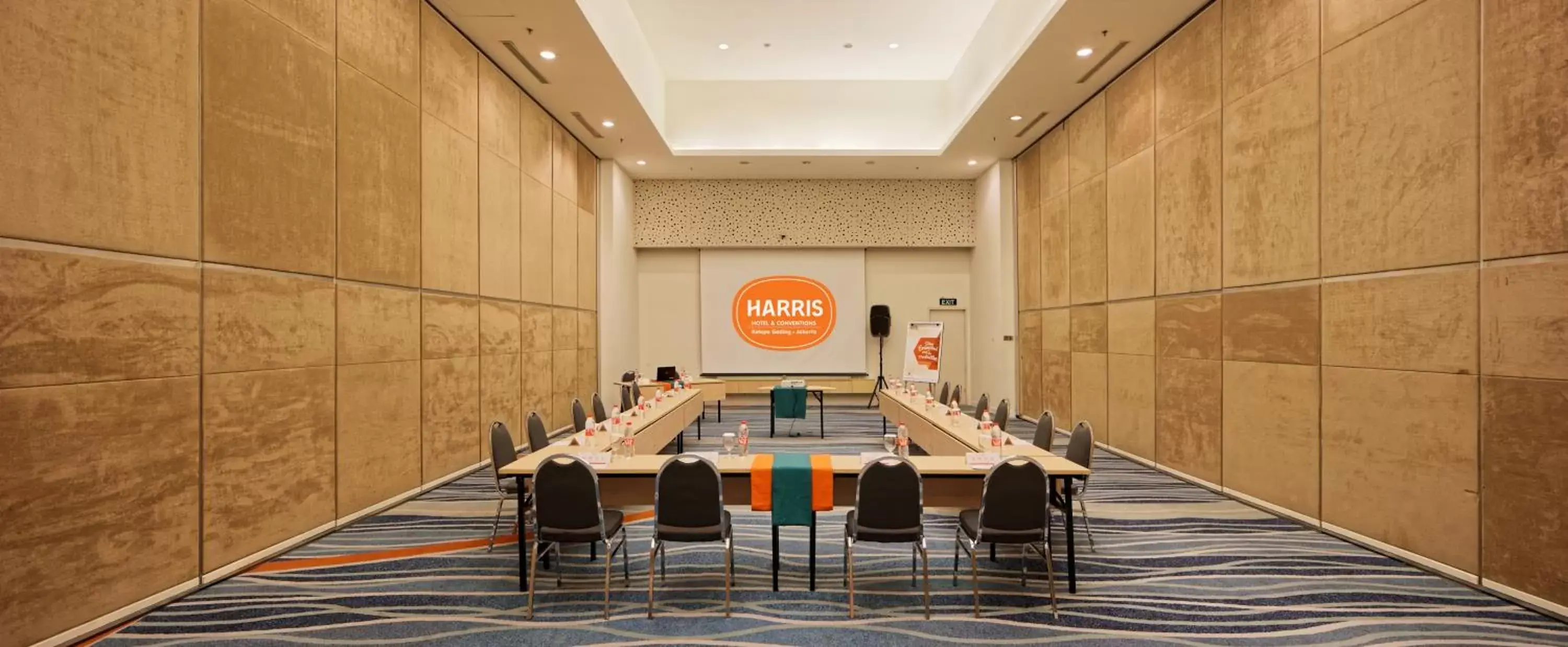 Meeting/conference room in HARRIS Hotel and Conventions Kelapa Gading Jakarta