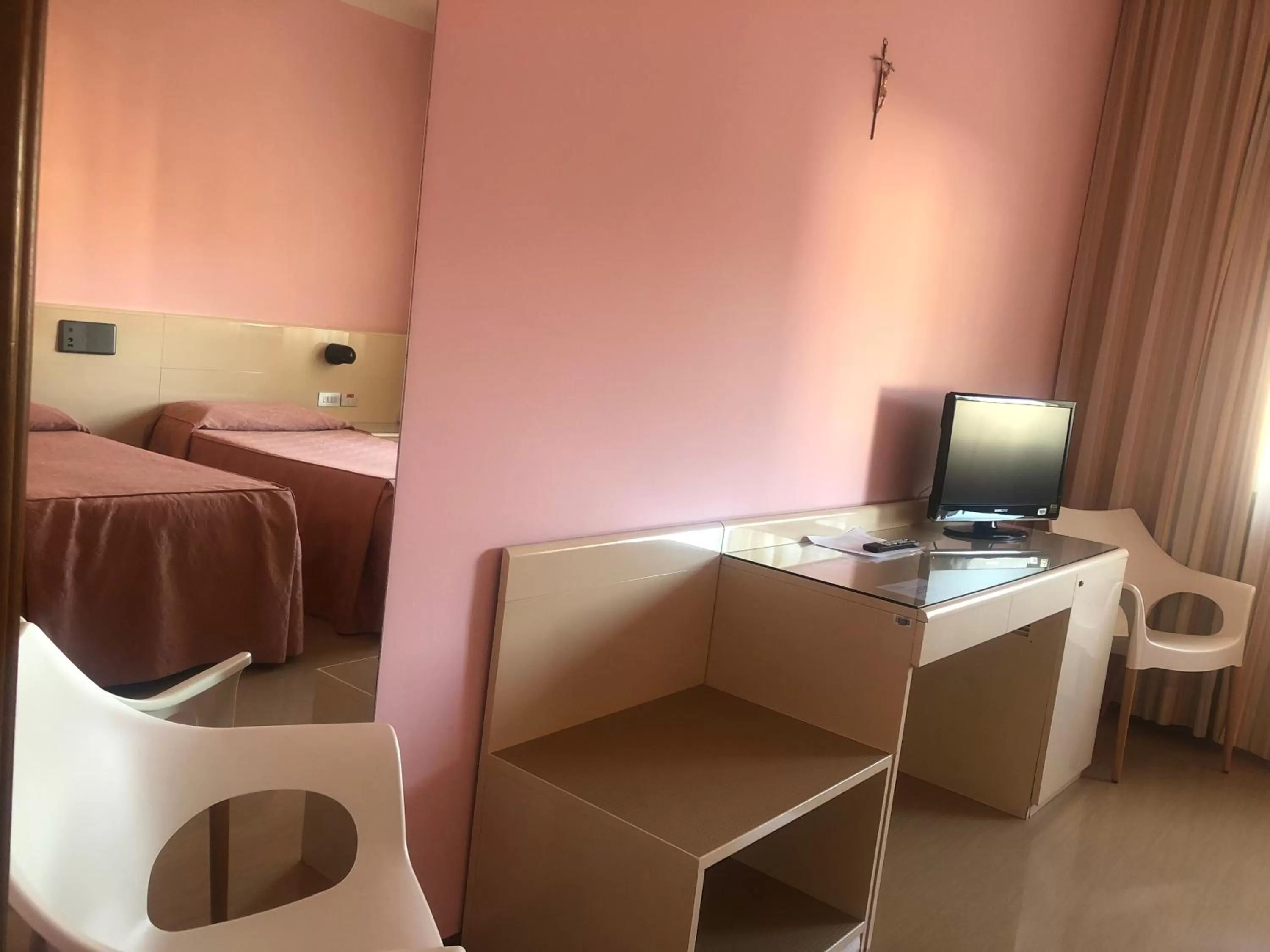 Photo of the whole room, TV/Entertainment Center in Casa dell'Ospite