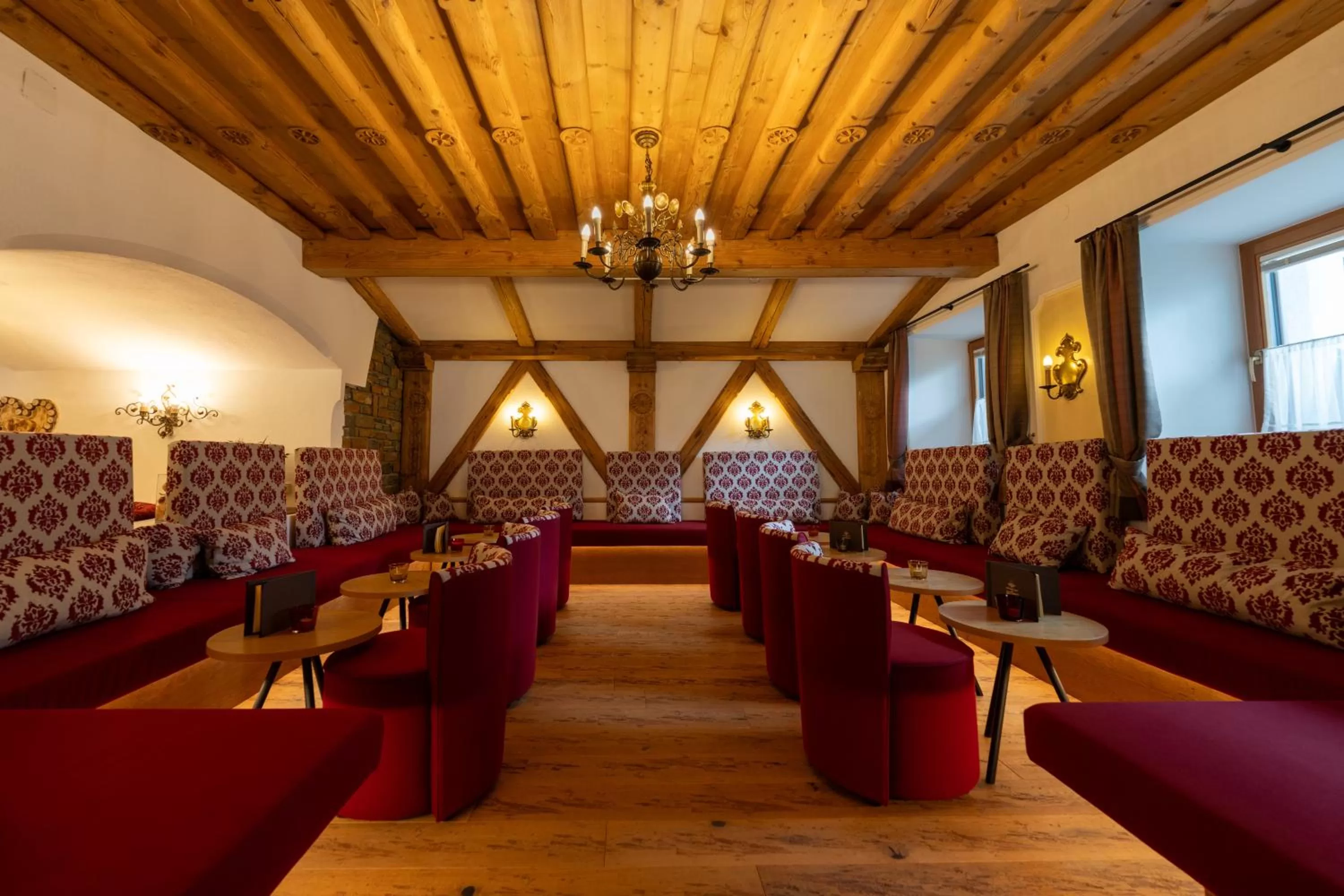 Lounge or bar in Hotel Schwarzer Adler