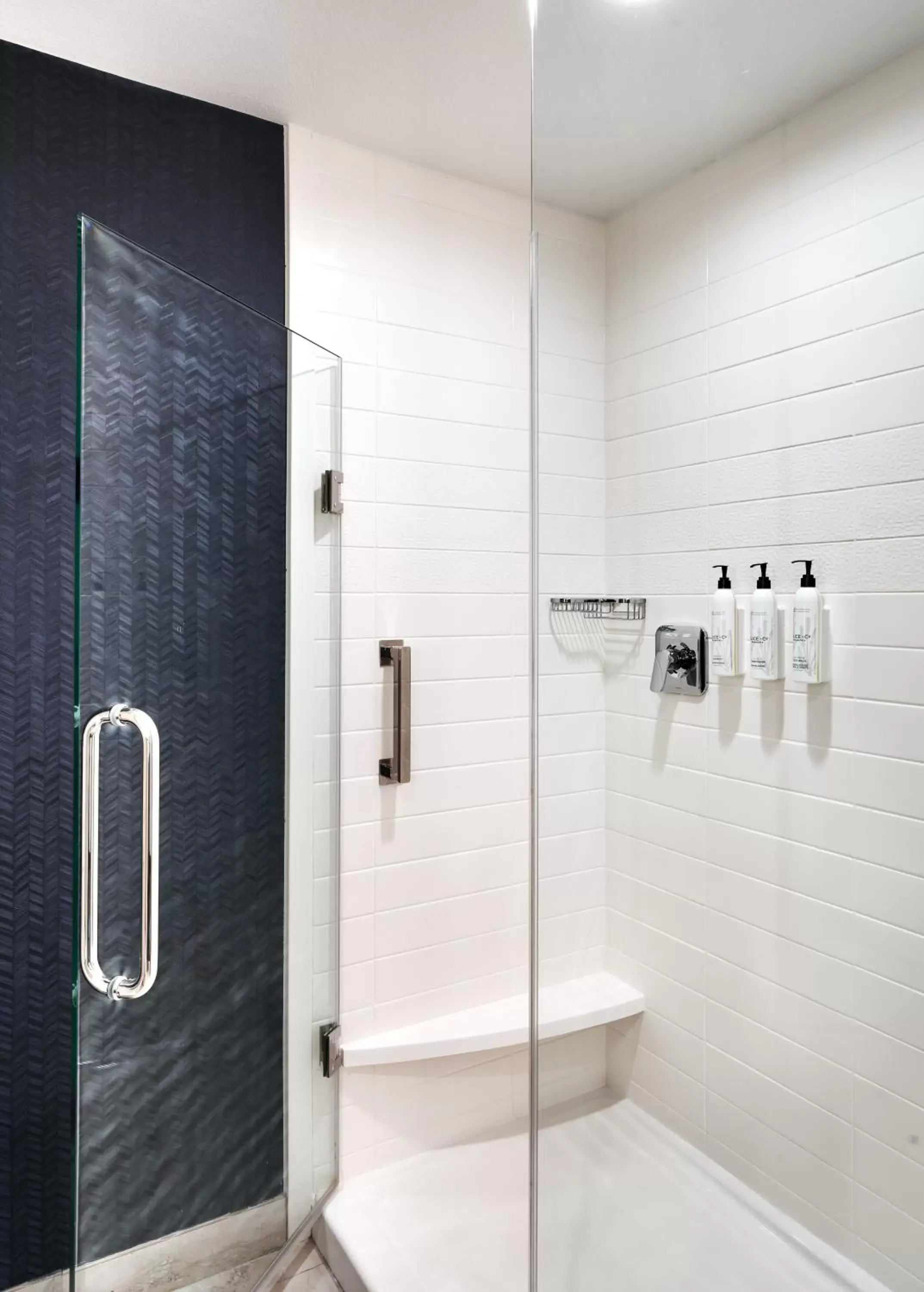 Bathroom in Fairfield Inn & Suites by Marriott Houston League City