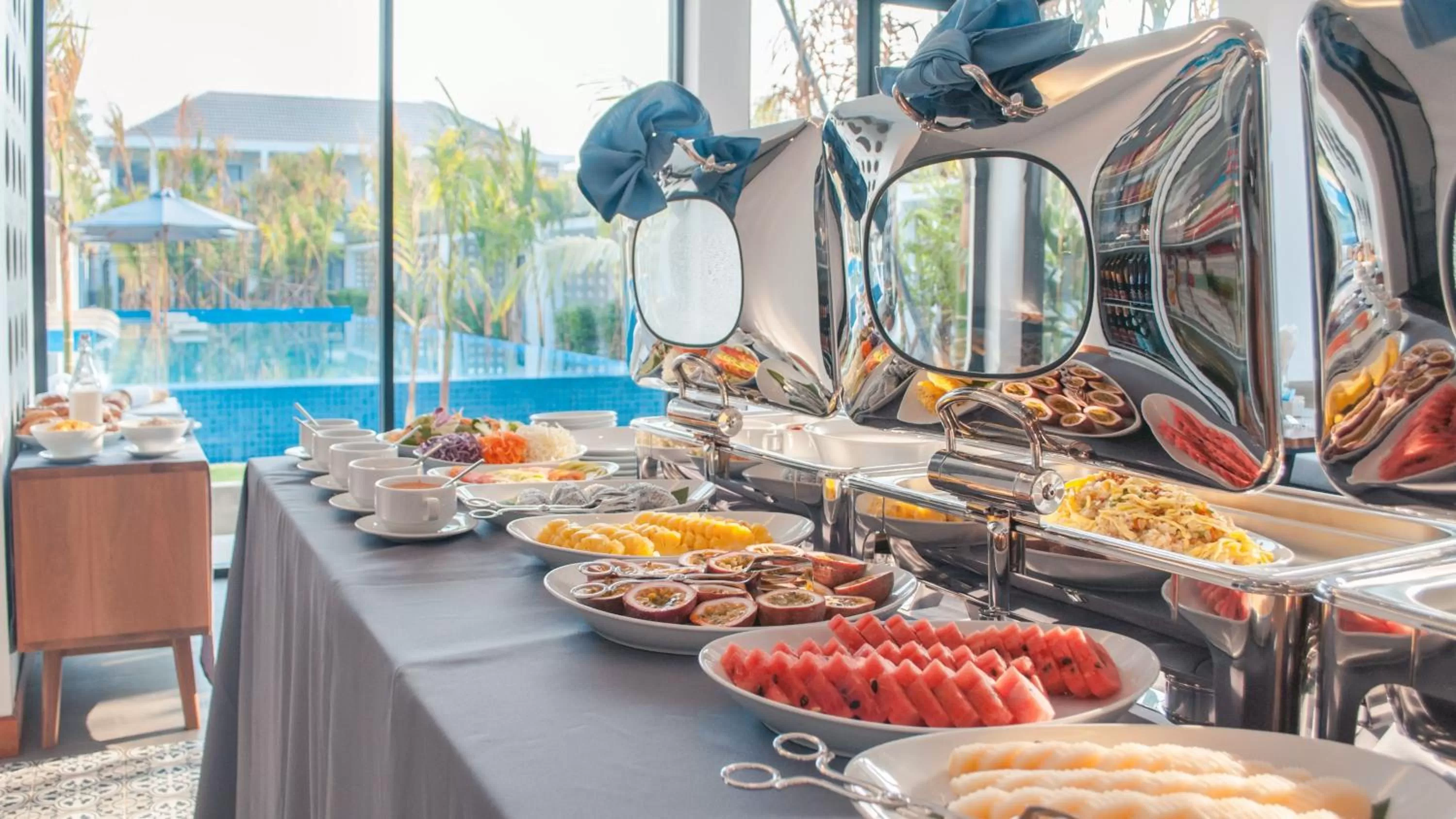 Continental breakfast in Grand Venus La Residence