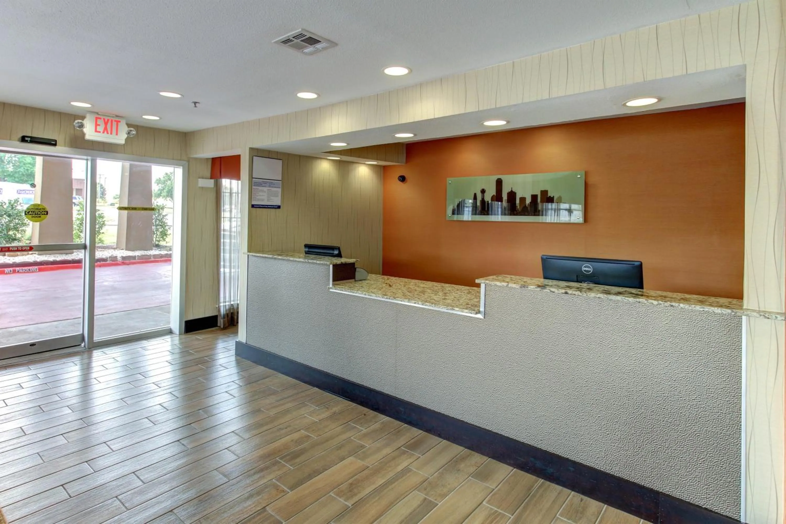 Lobby or reception in Motel 6-Arlington, TX