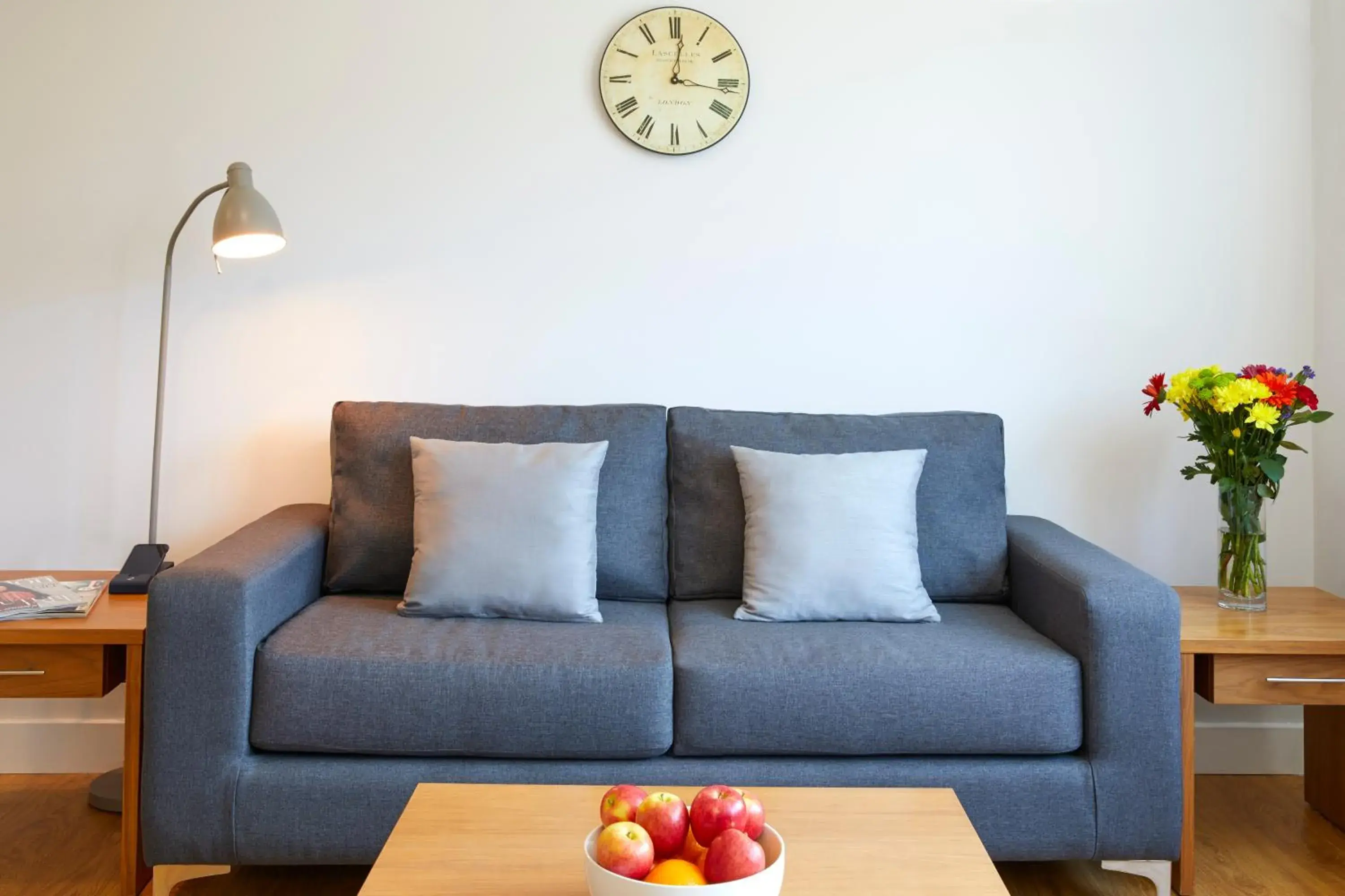 Living room, Seating Area in SACO Aparthotel Farnborough