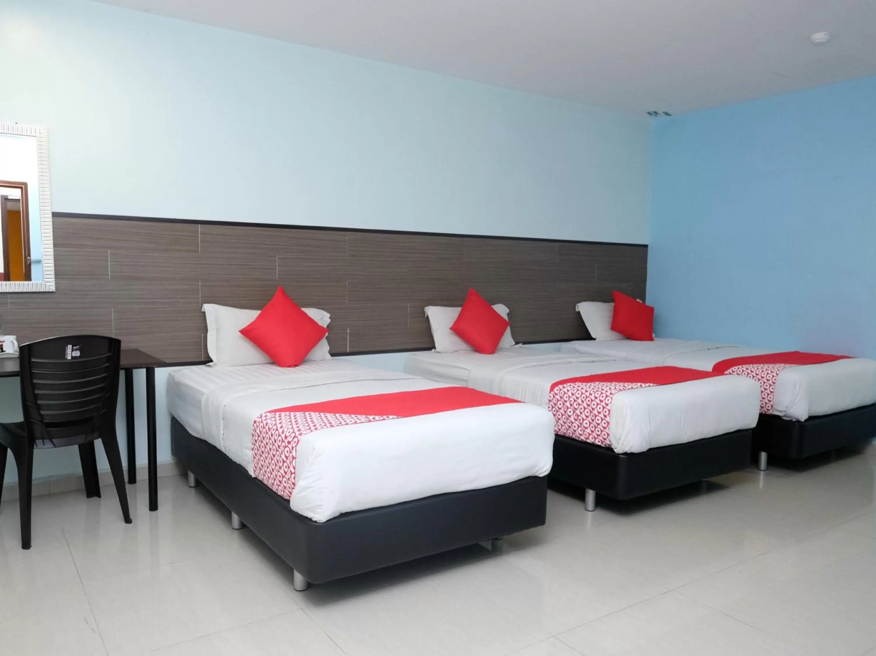 Bedroom, Bed in Hotel De' Tees, Masai Utama