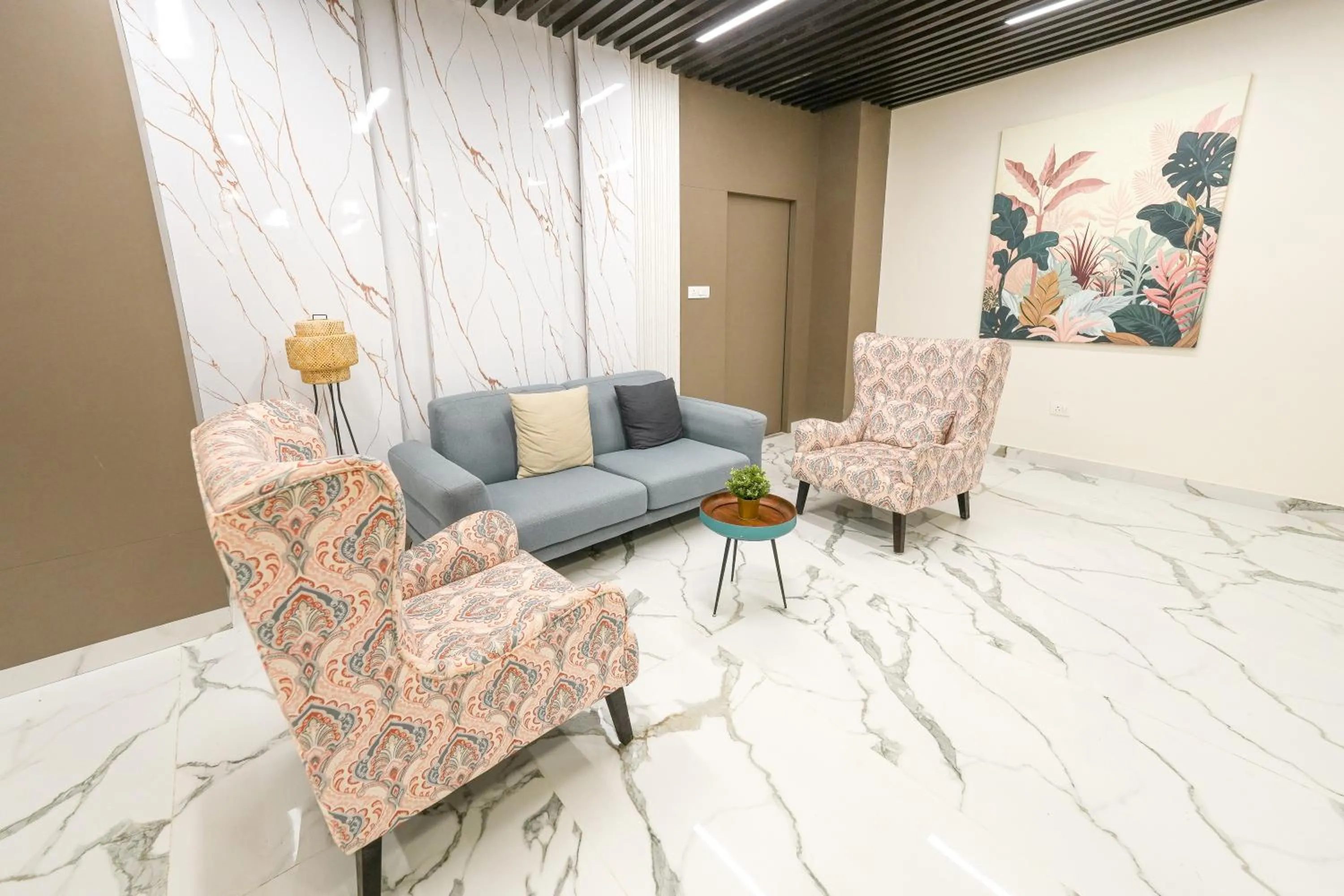 Lobby or reception in Casa Hotel & Suites, Gachibowli, Hyderabad