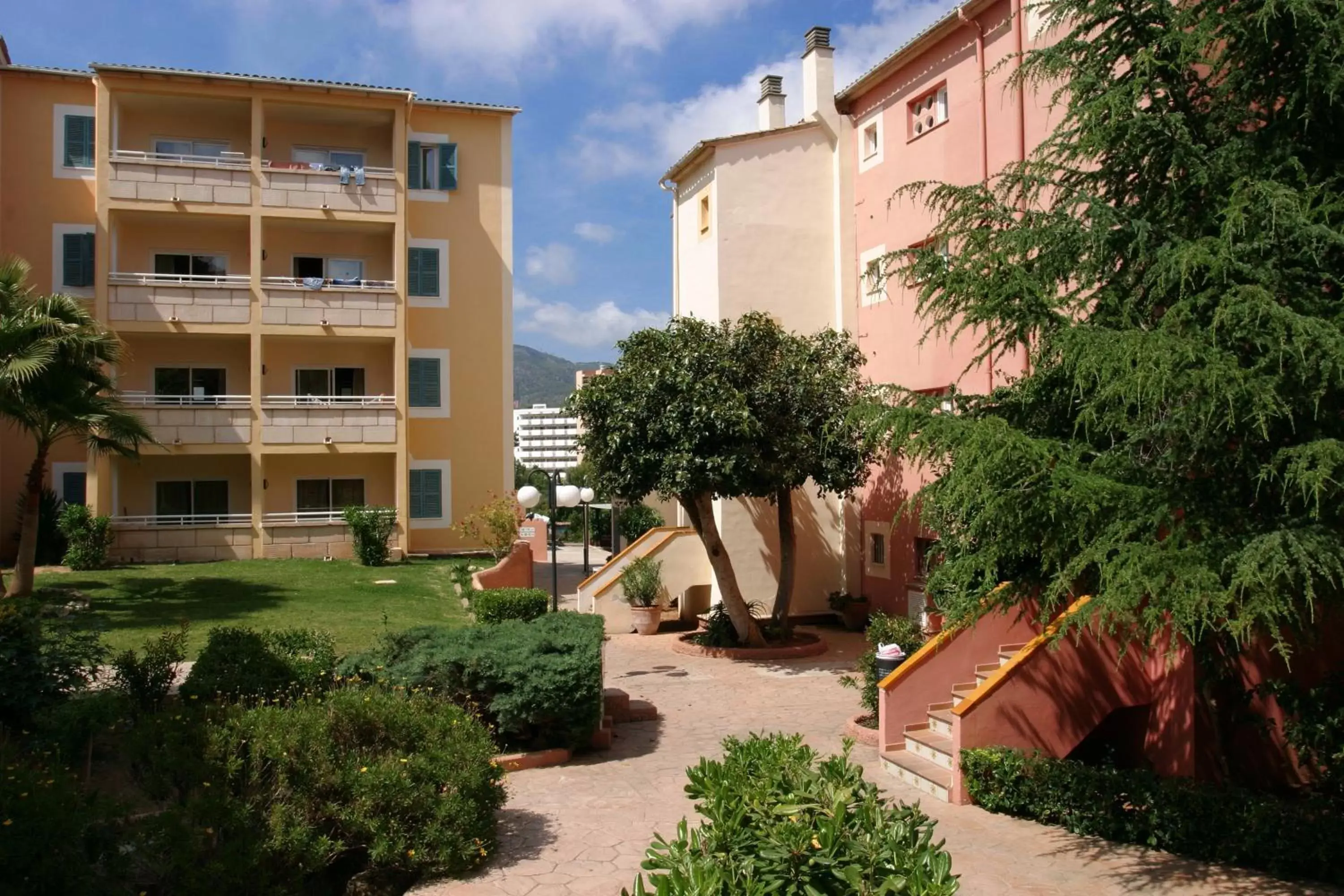 Property building in Aparthotel Aquasol Property building in Aparthotel Aquasol