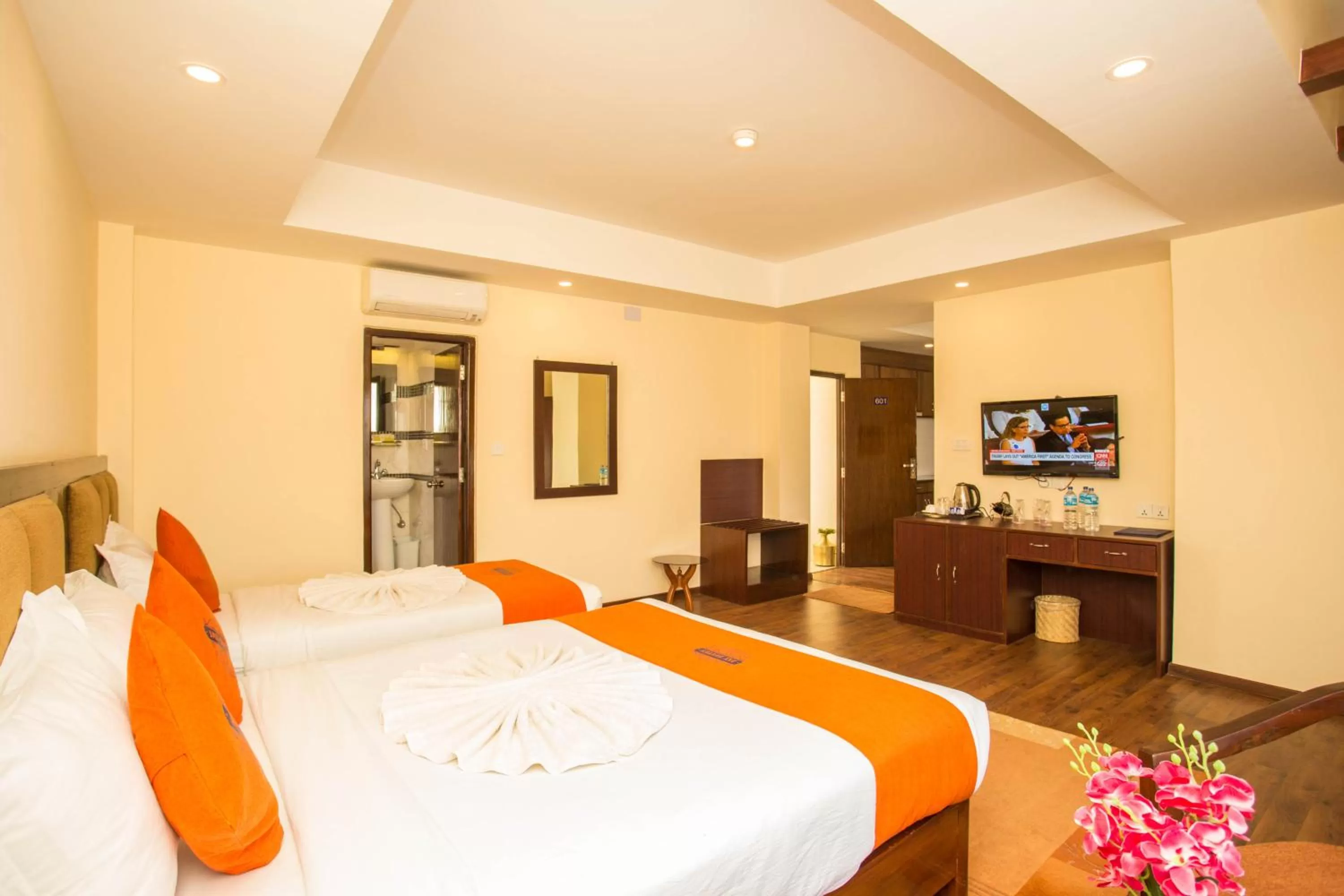 Bedroom, Bed in Hotel Jay Suites