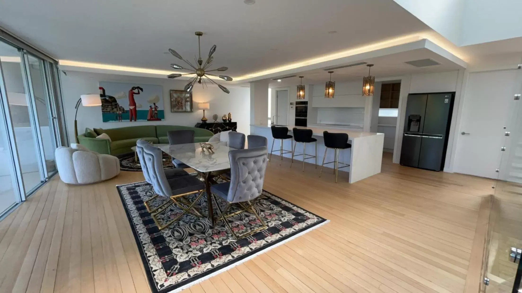 Living room, Dining Area in Ramada By Wyndham Marcoola Beach