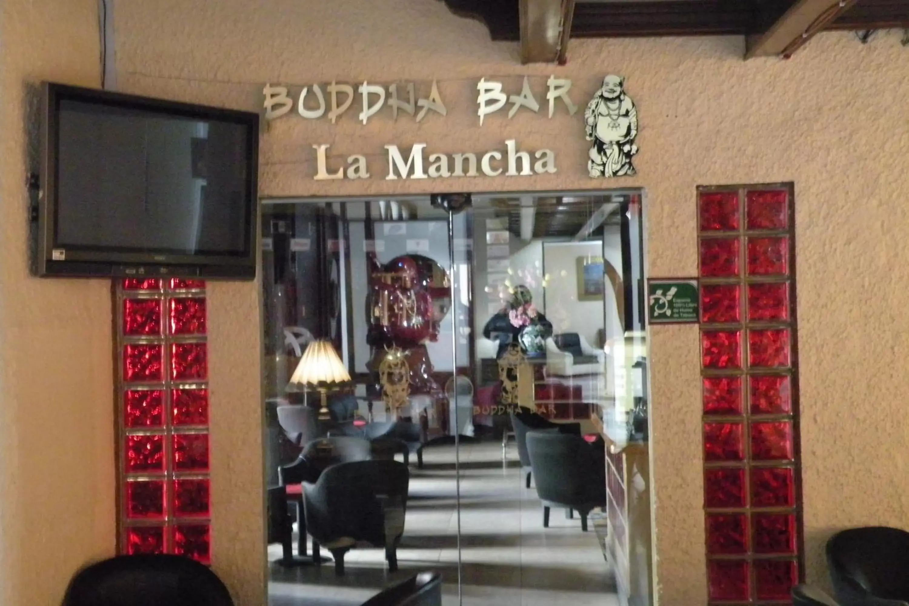 Lounge or bar in Aristos Puebla