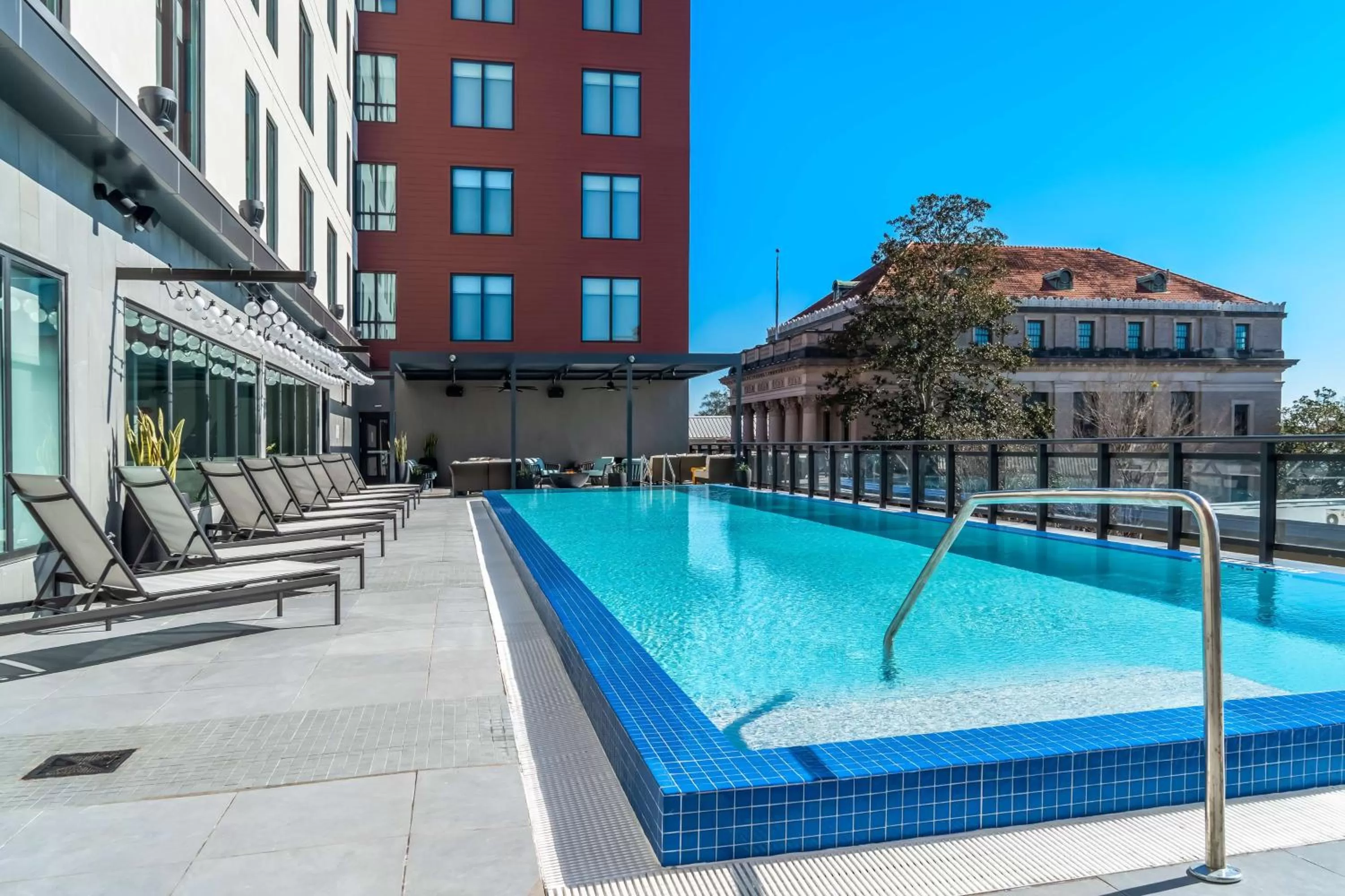 Swimming pool in Hyatt Place Gainesville Downtown