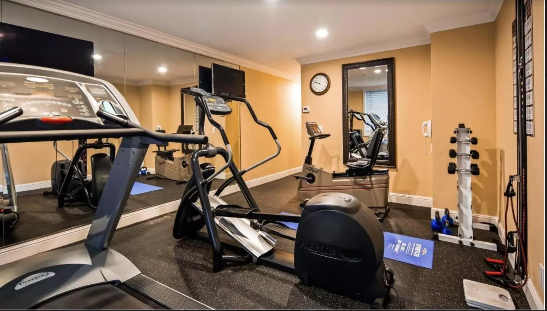 Fitness centre/facilities, Fitness Center/Facilities in Best Western Plus Airport Plaza