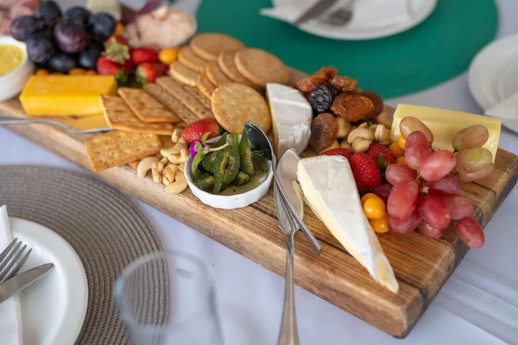 Food in Issaquena Heights Boutique Hotel