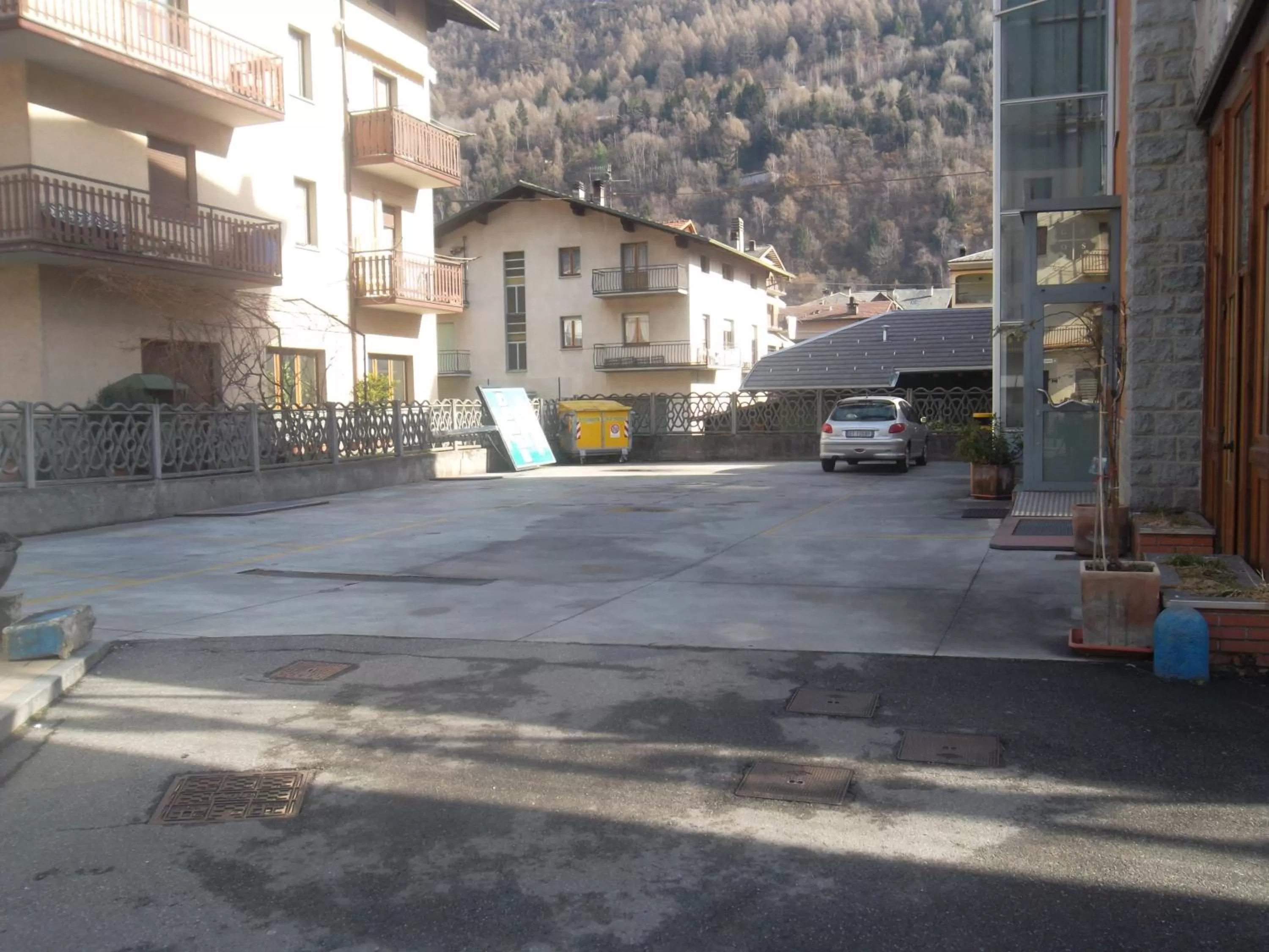 Property building in Albergo Motel Dosdè B&B