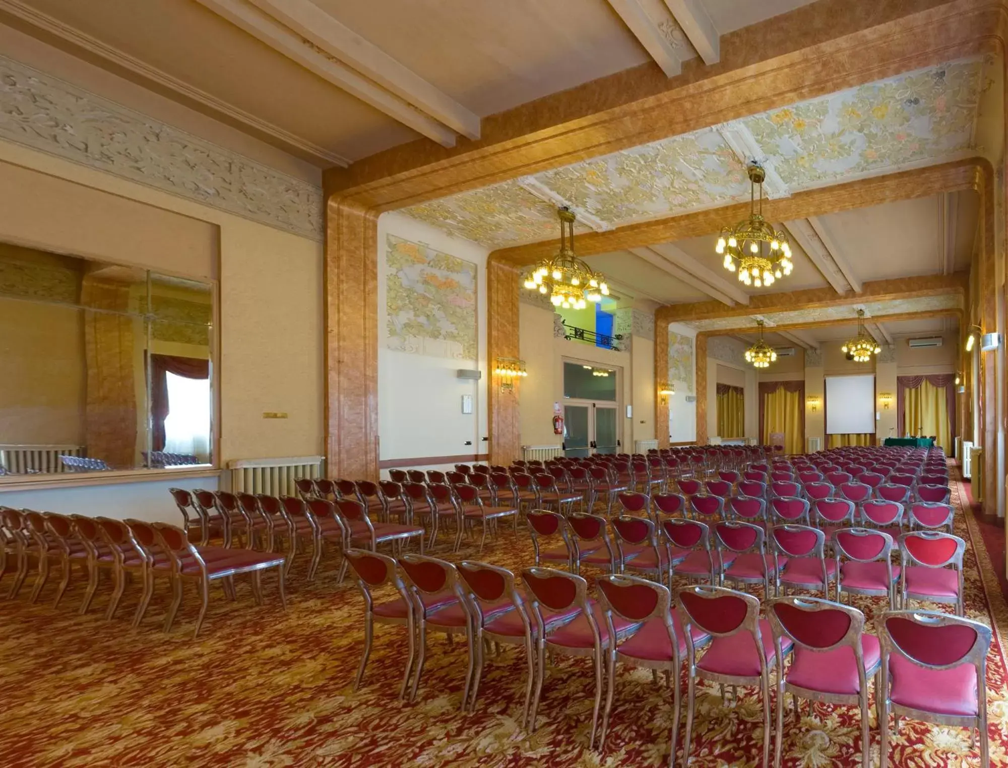Meeting/conference room in Palace Grand Hotel Varese