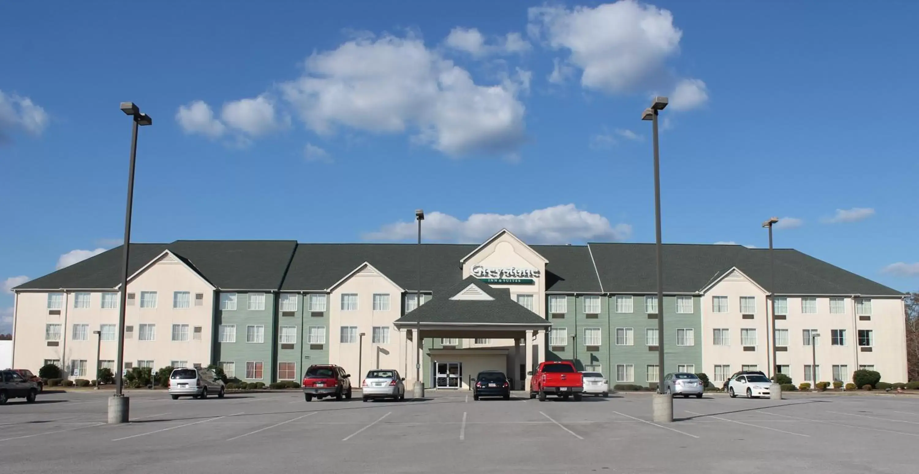 Facade/entrance, Property Building in Greystone Inn & Suites