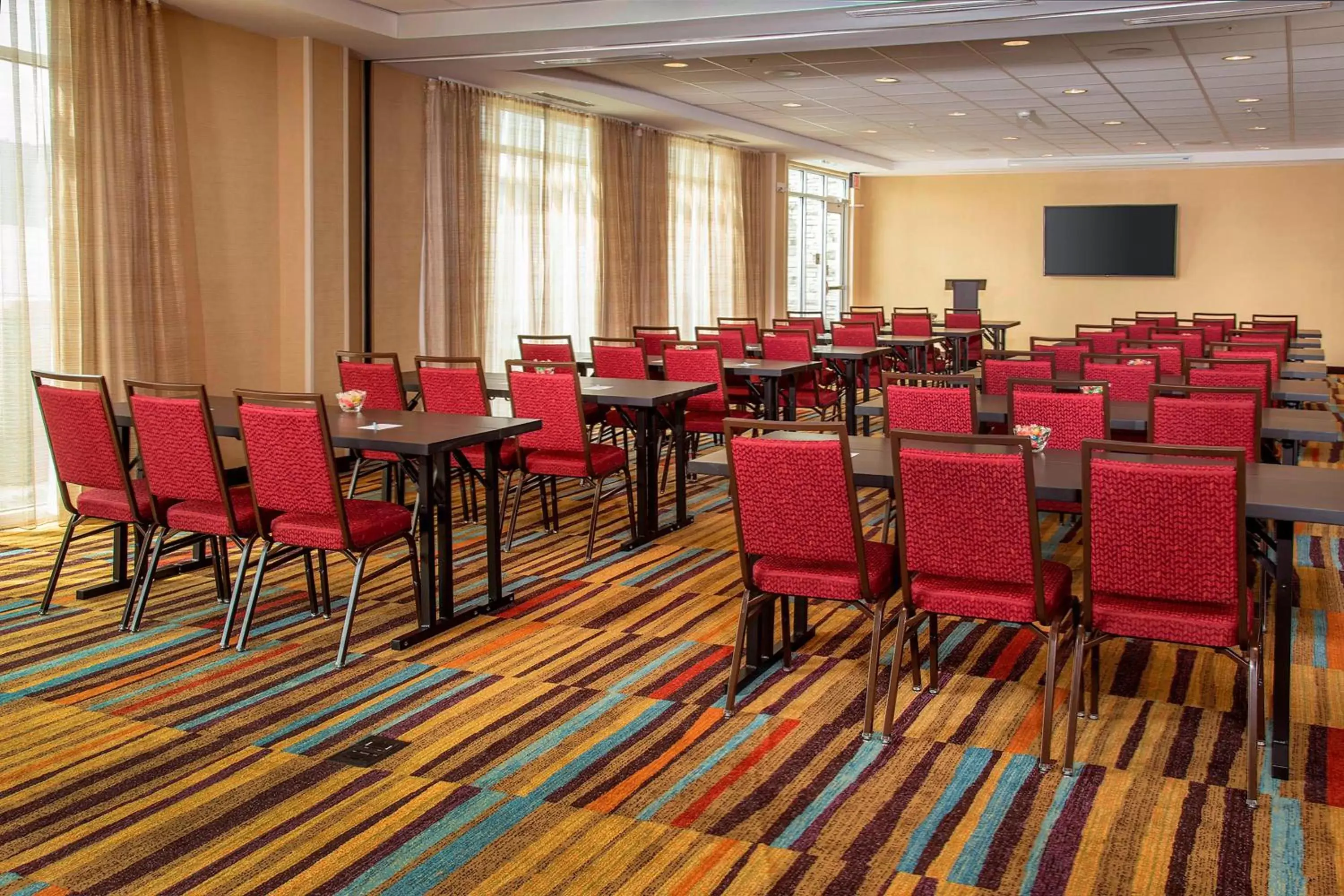 Meeting/conference room in Fairfield Inn & Suites by Marriott Harrisburg International Airport
