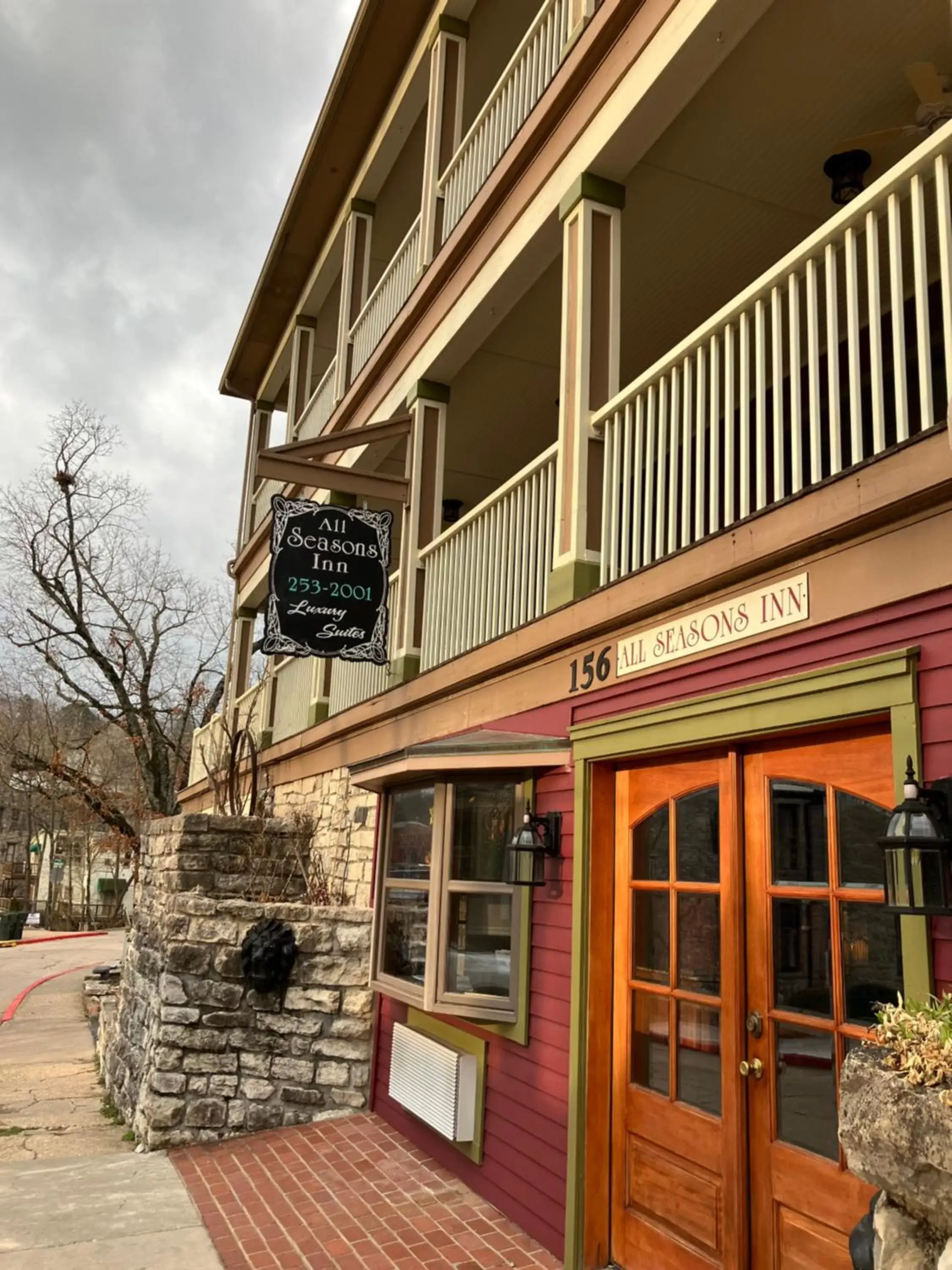 Property building in All Seasons Inn Property building in All Seasons Inn