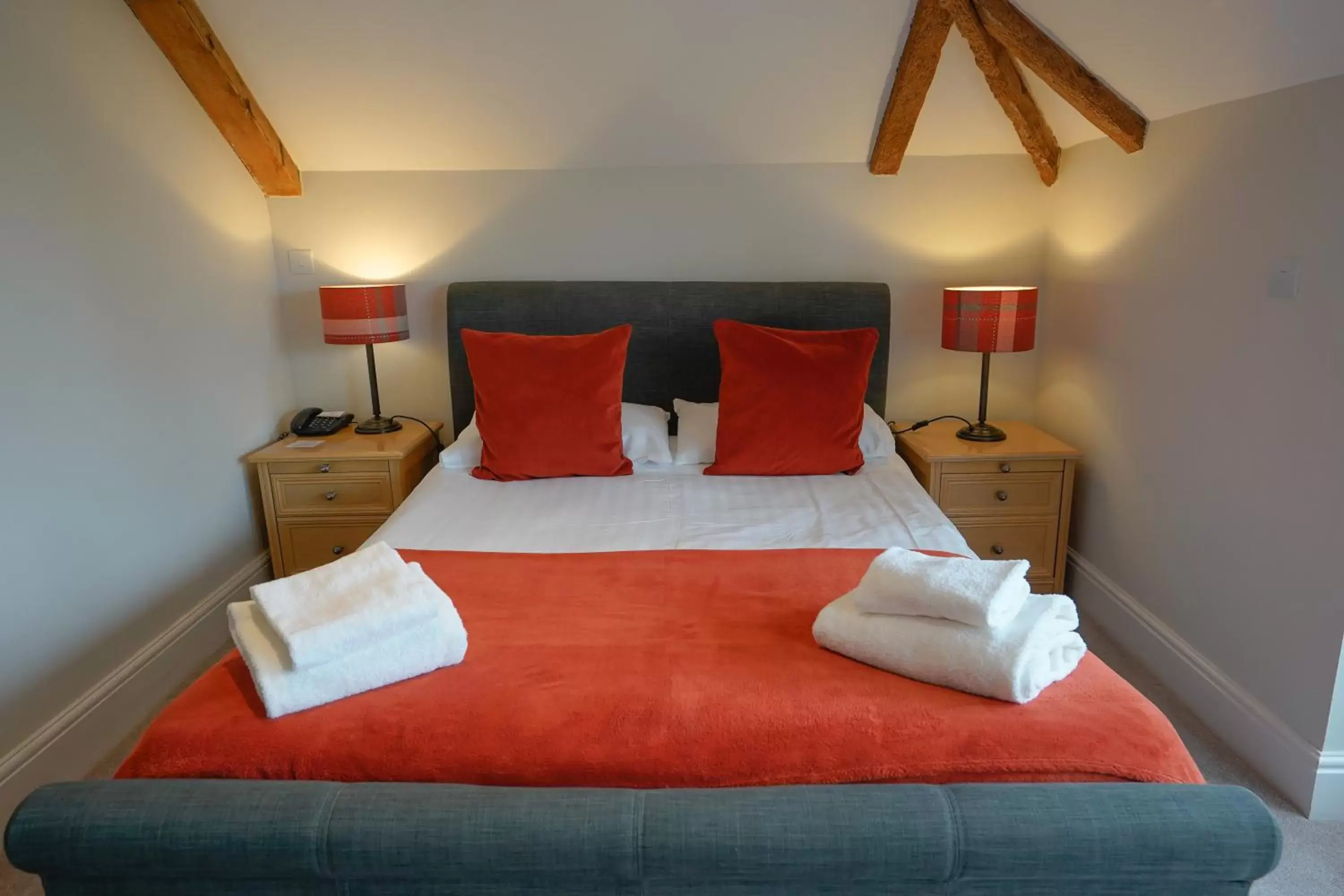 Bed in Waveney House Hotel