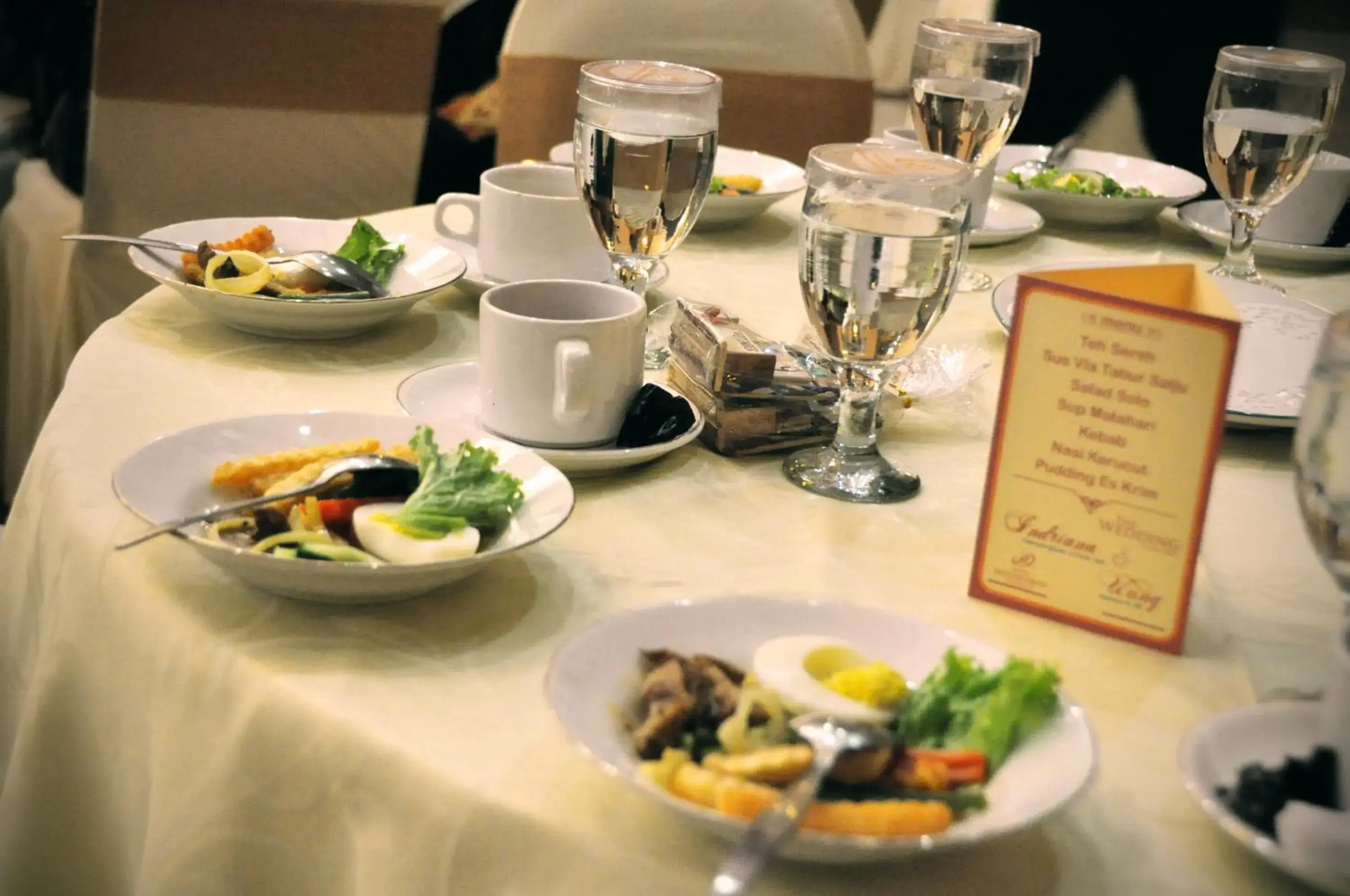 Food and drinks in Pandanaran Hotel Food and drinks in Pandanaran Hotel