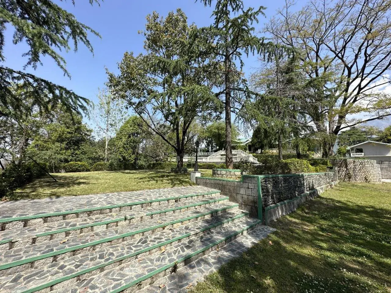 Garden in Brij Anayra, Dharamshala