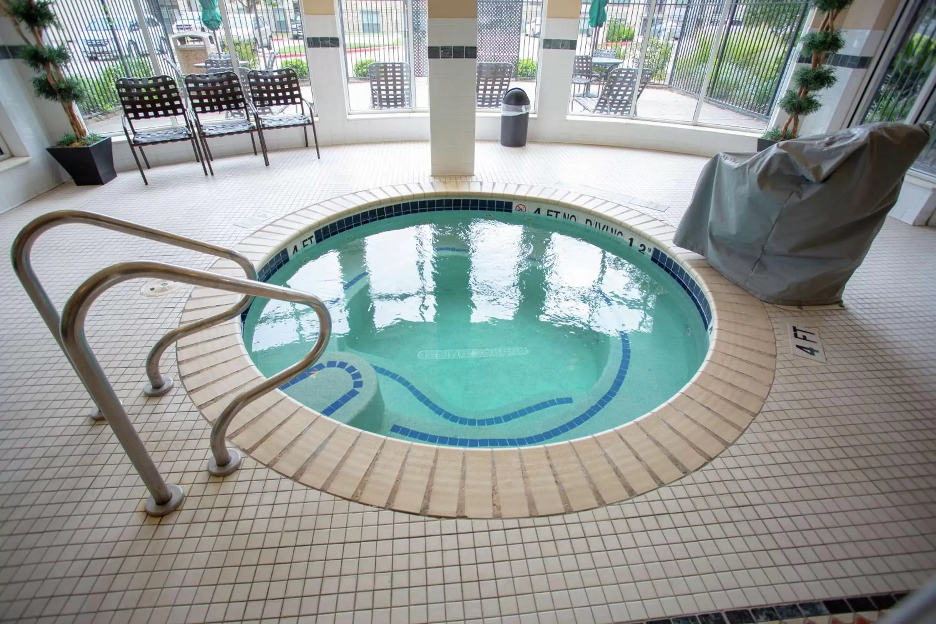 Sports, Swimming Pool in Hilton Garden Inn Temple Medical Center