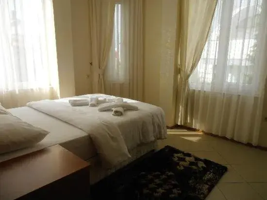 Bed in Beyaz Melek Hotel