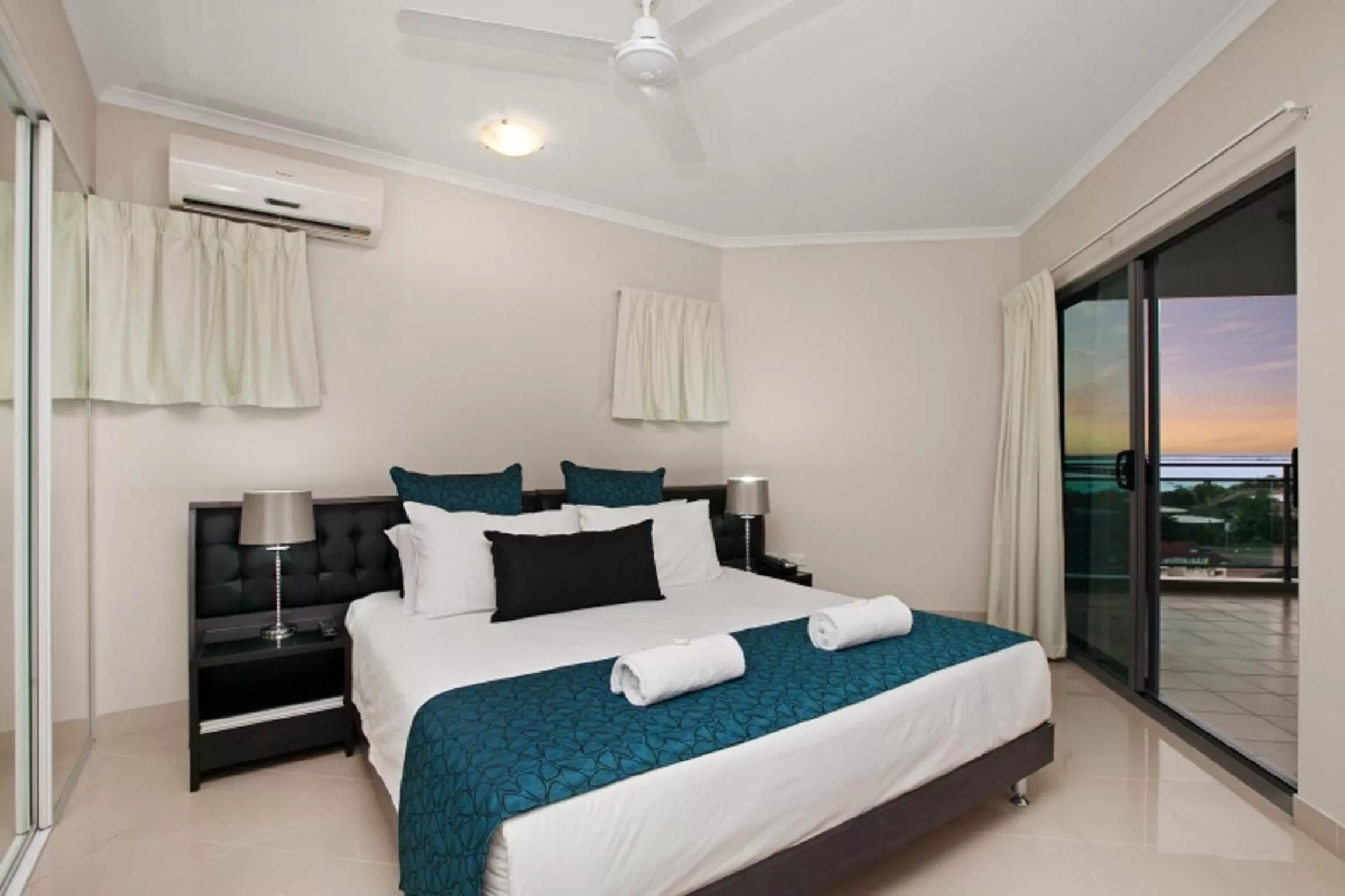 Bedroom, Bed in Argus Apartments Darwin
