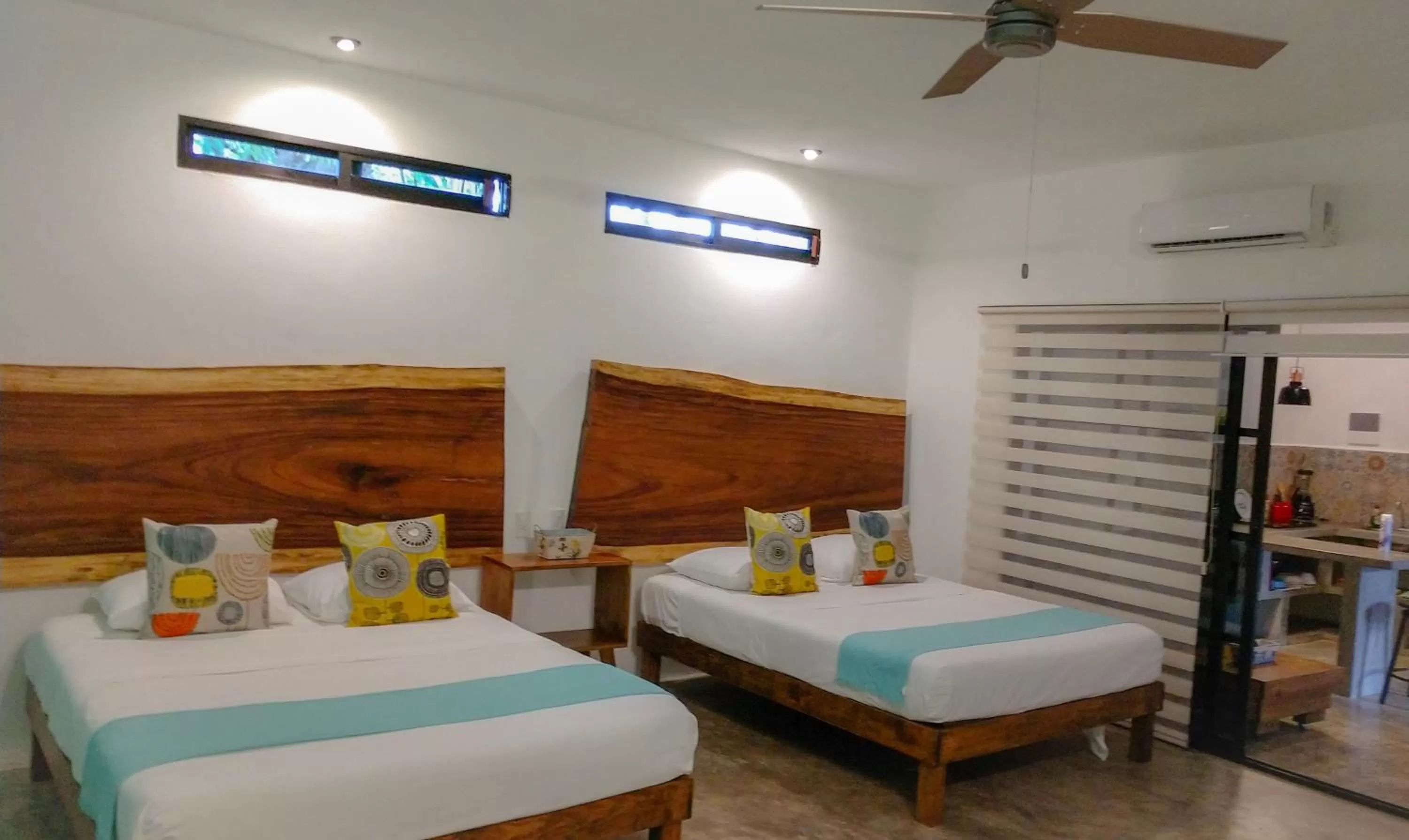 Deluxe Queen Room with Two Queen Beds in Les Suites Calle 2 by Galian